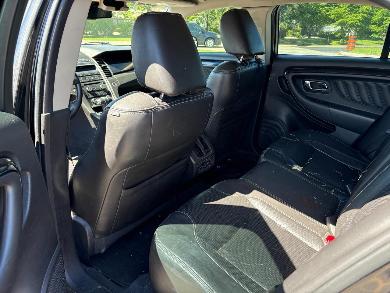2010 Ford Taurus Limited LEATHER SEATS|V6|LIMITED TECHNOLOGY PK|PWR MOONROOF Photo
