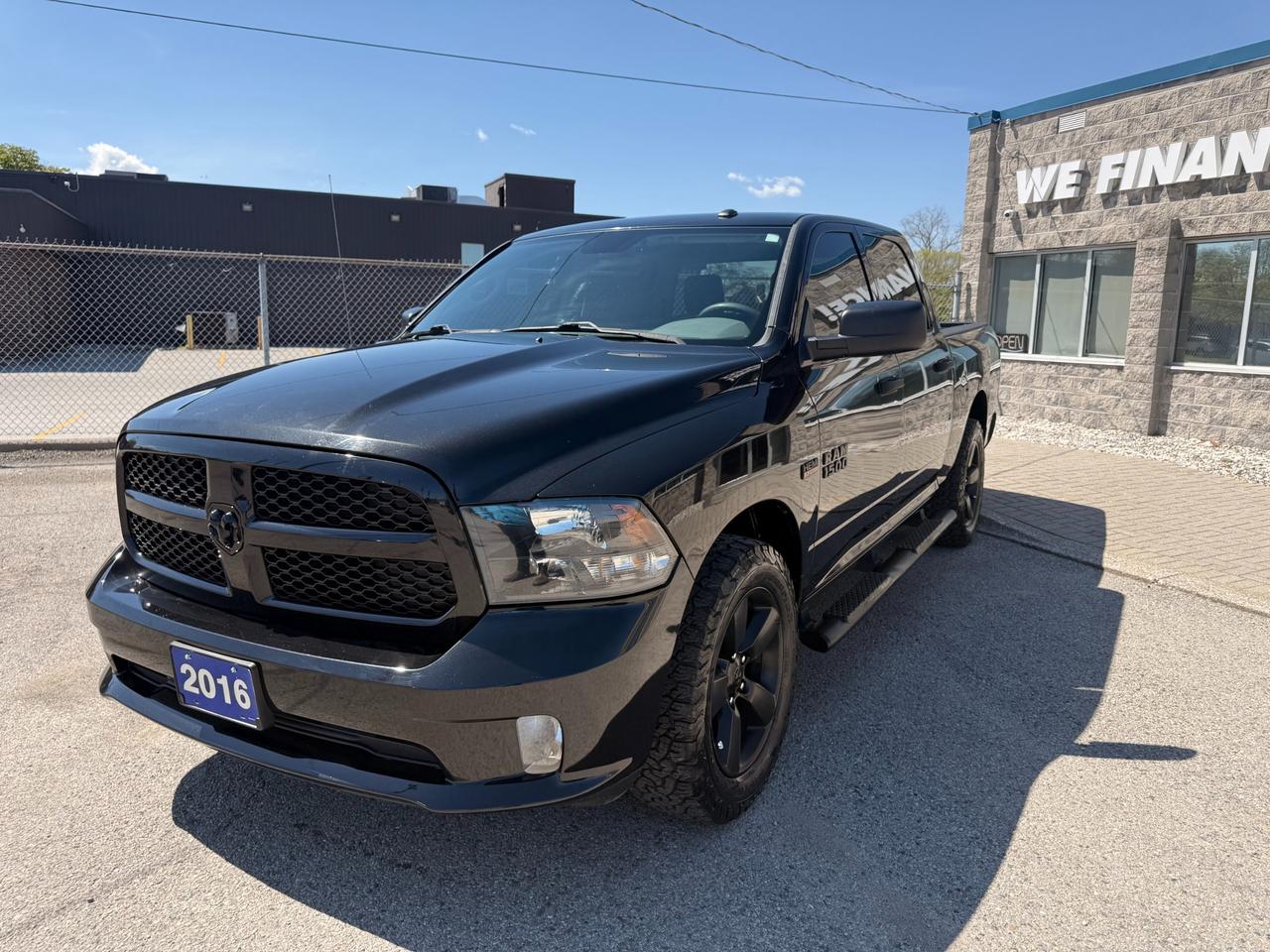 2016 RAM 1500 ST Photo