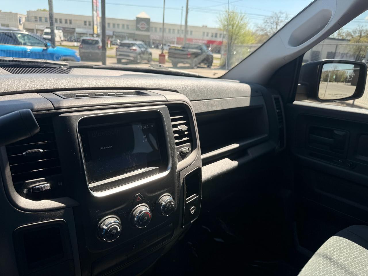 2016 RAM 1500 ST Photo
