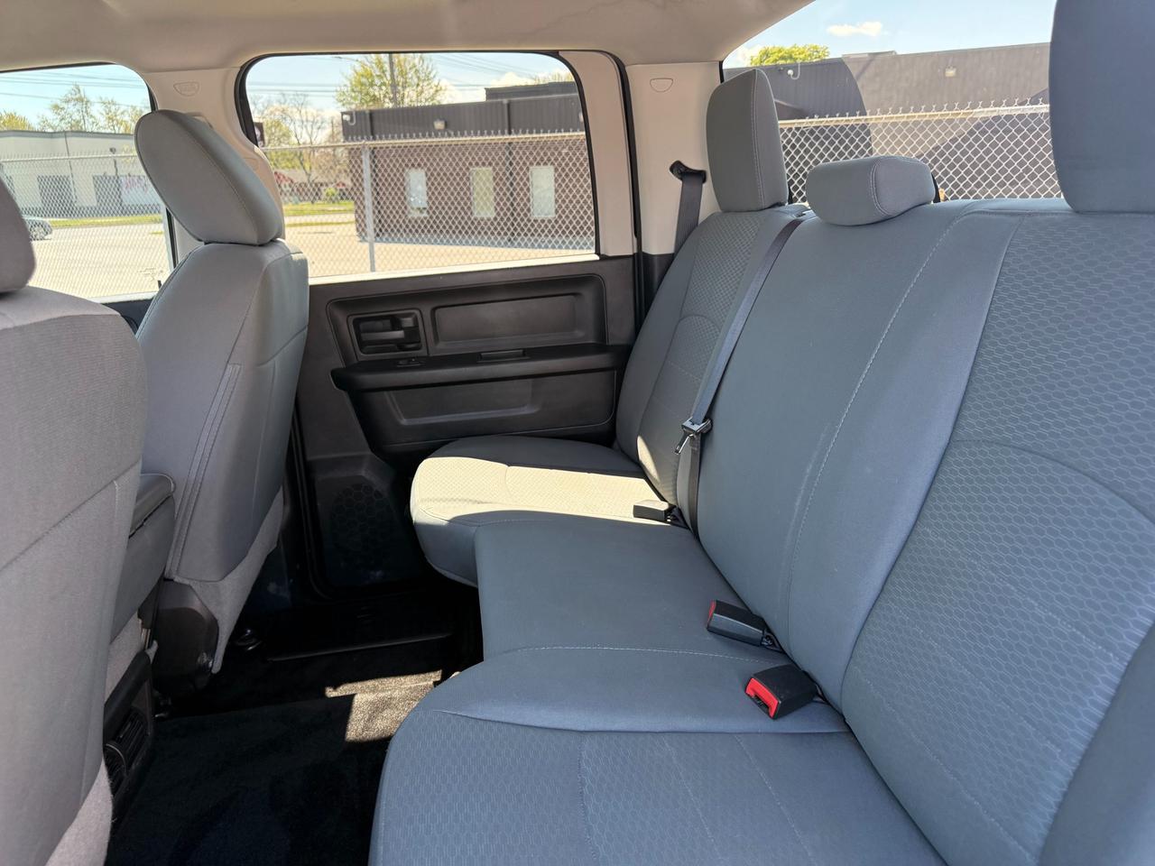 2016 RAM 1500 ST Photo