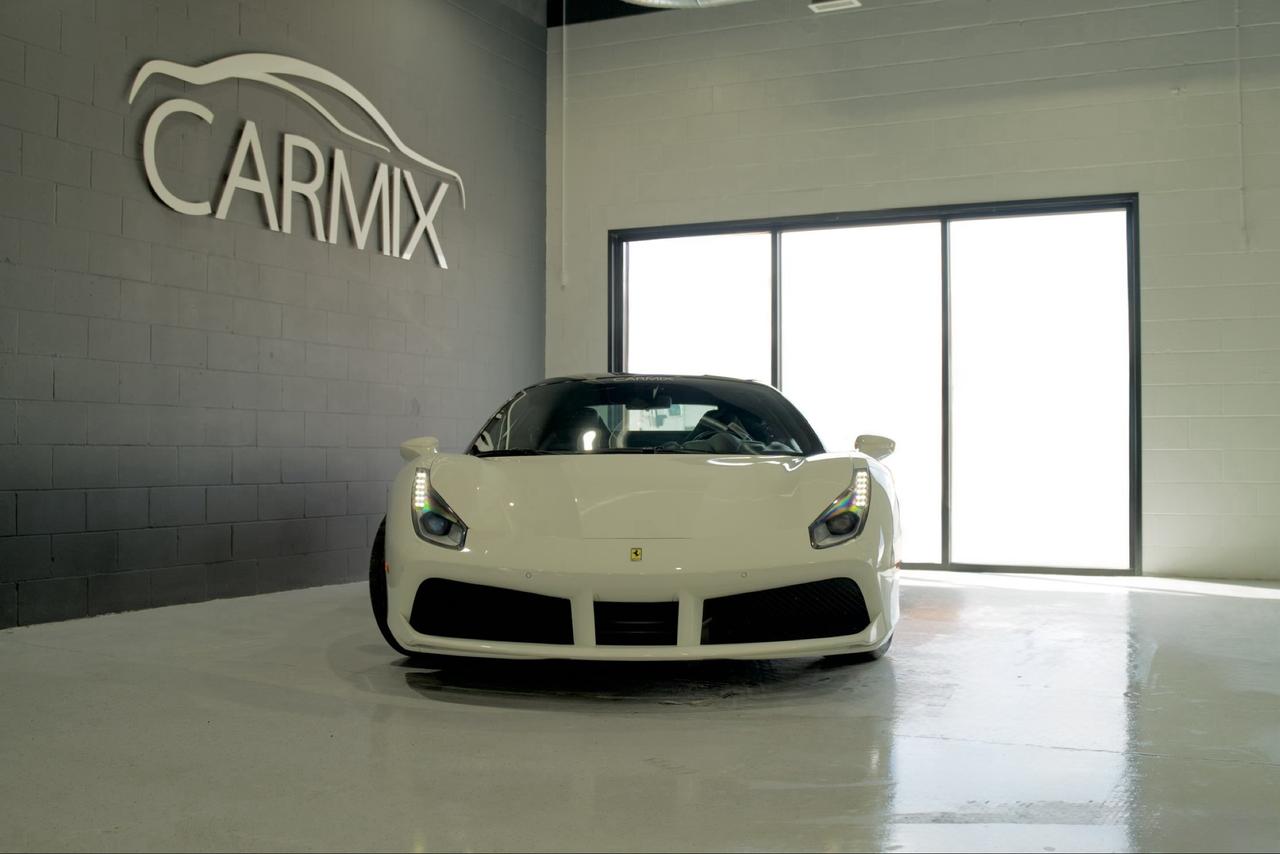 2019 Ferrari 488 GTB  Photo