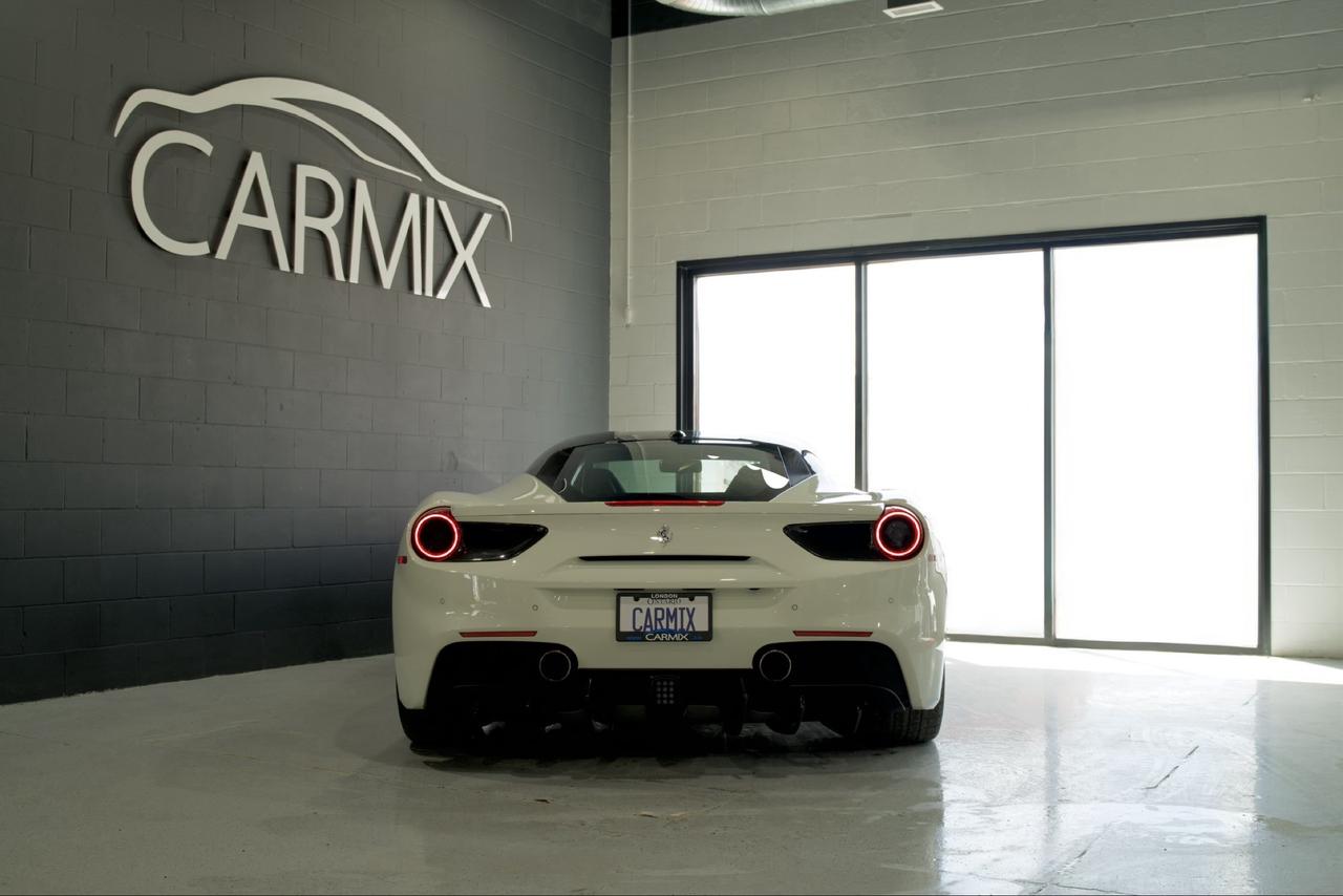 2019 Ferrari 488 GTB  Photo