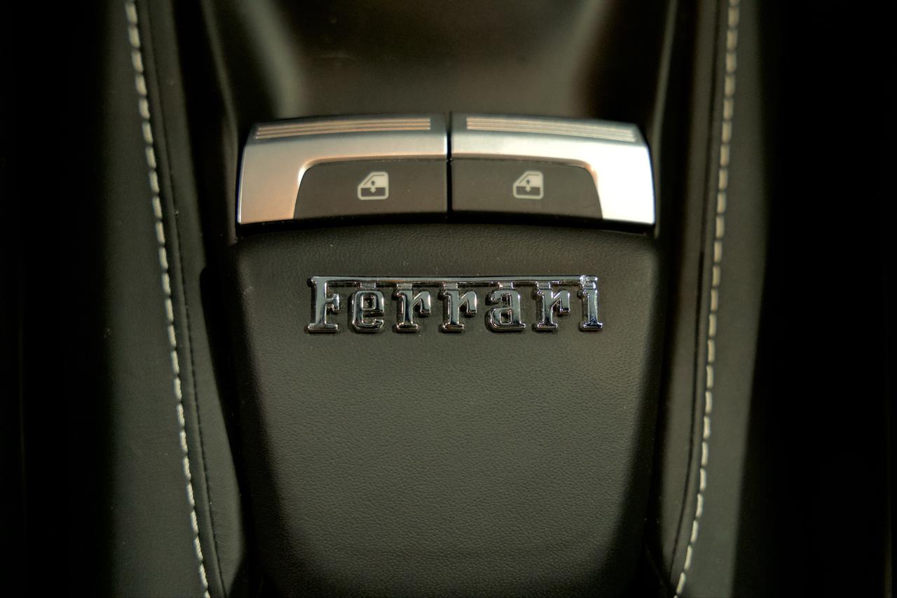 2019 Ferrari 488 GTB  Photo