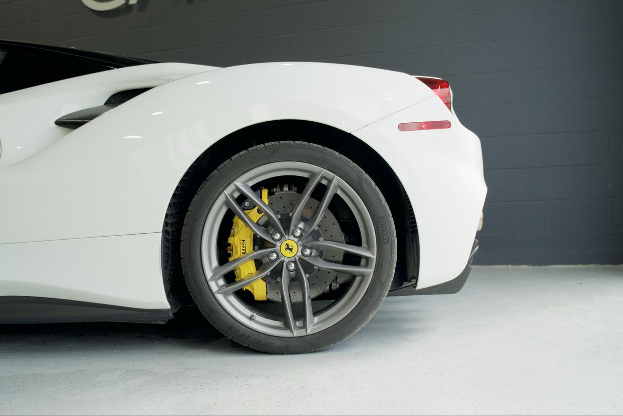 2019 Ferrari 488 GTB  Photo