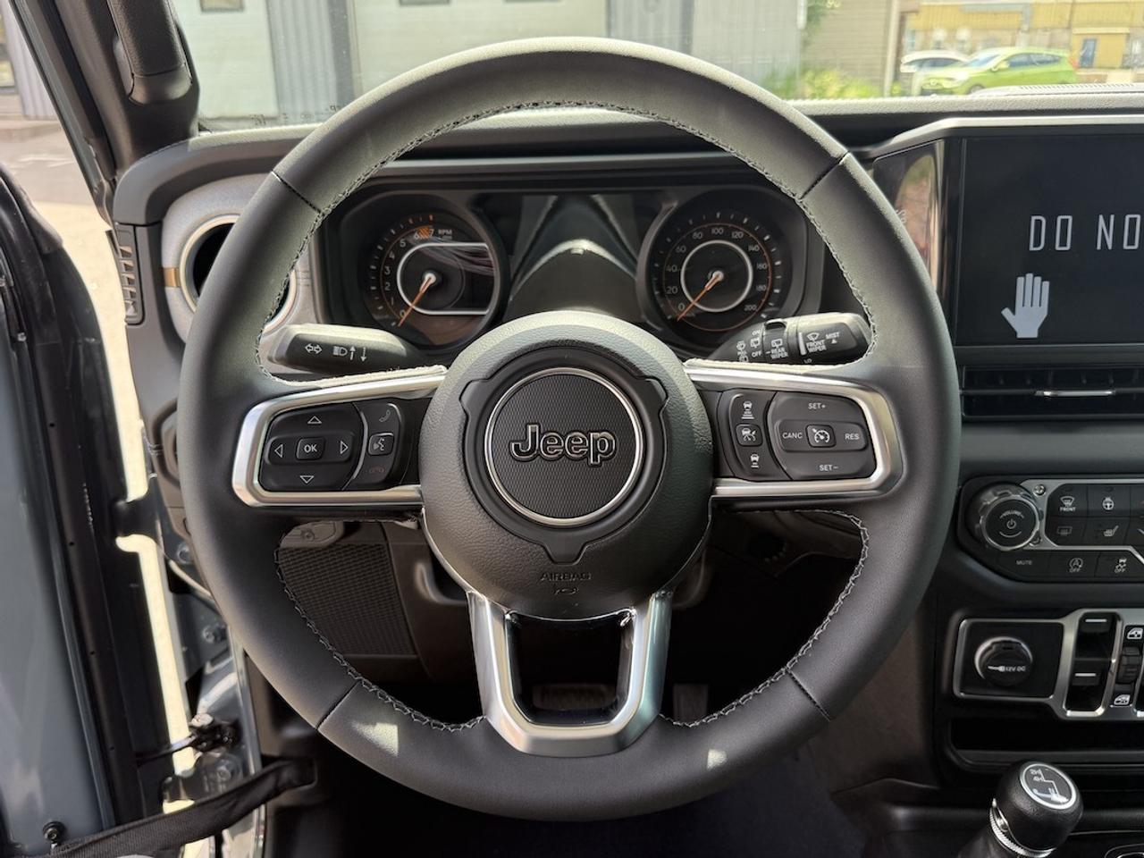 2026 Jeep Wrangler SAHARA 4X4 Photo