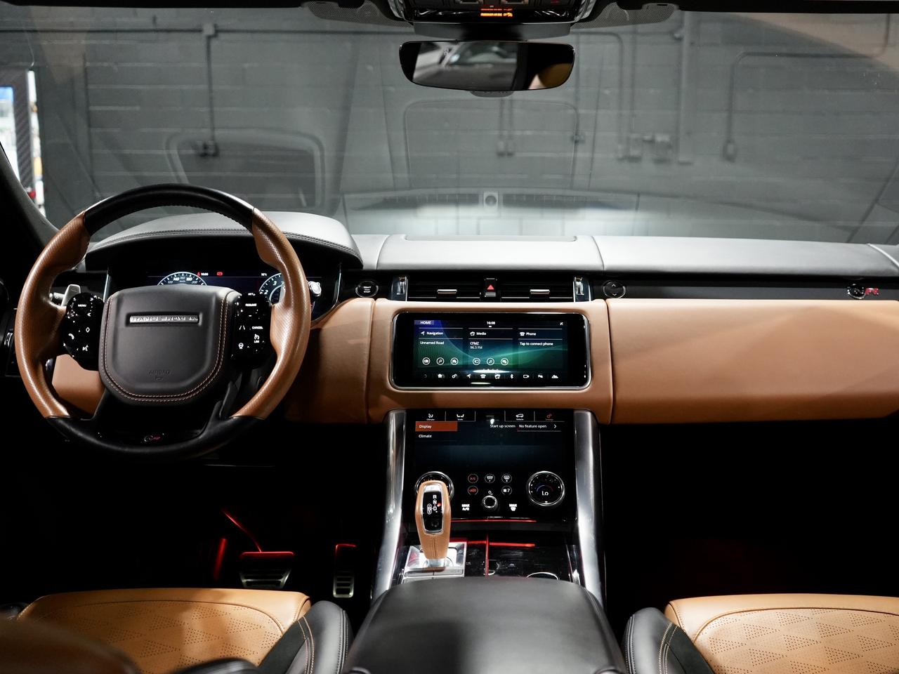 2022 Land Rover Range Rover Sport V8 Supercharged SVR BRITISH RACING GREEN|HUD Photo