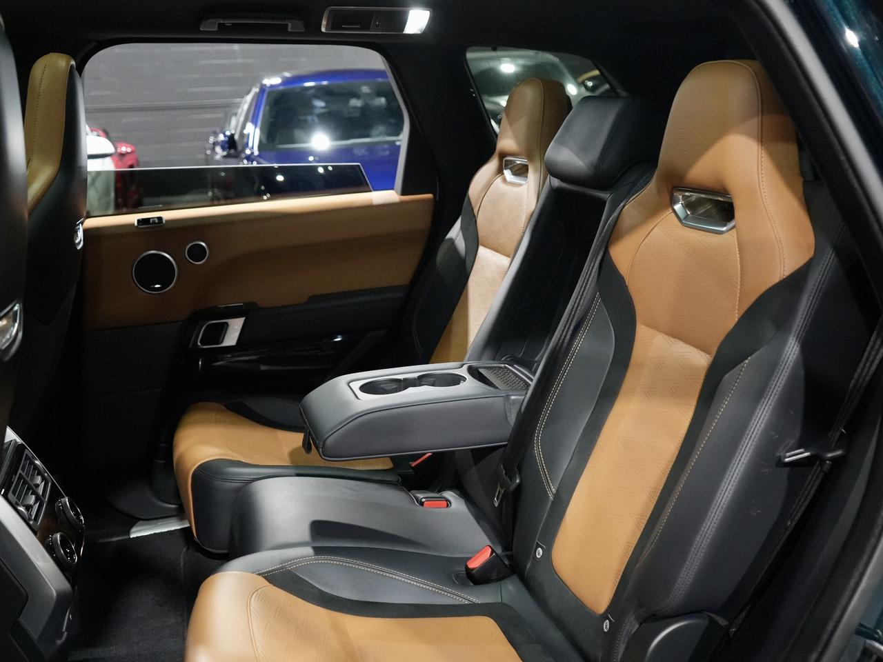 2022 Land Rover Range Rover Sport V8 Supercharged SVR BRITISH RACING GREEN|HUD Photo