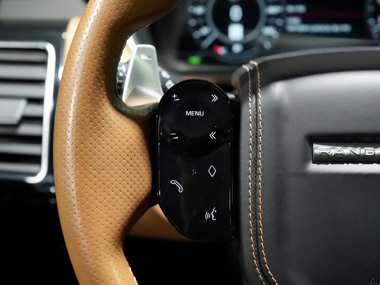 2022 Land Rover Range Rover Sport V8 Supercharged SVR BRITISH RACING GREEN|HUD Photo