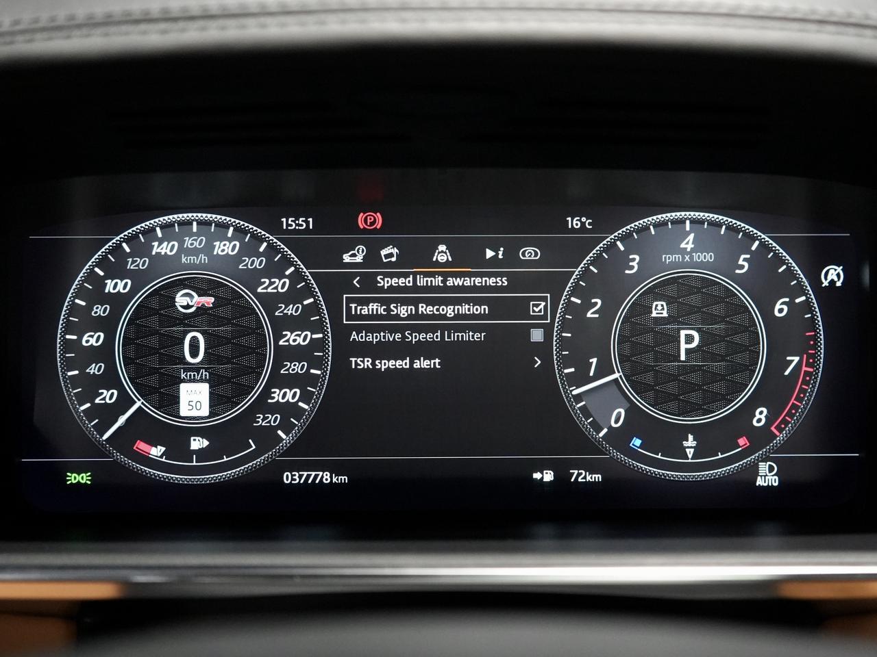 2022 Land Rover Range Rover Sport V8 Supercharged SVR BRITISH RACING GREEN|HUD Photo