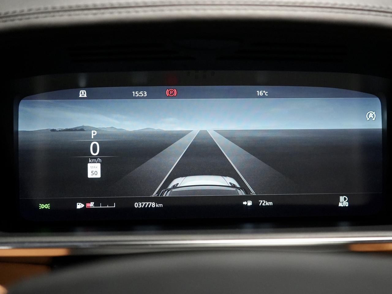 2022 Land Rover Range Rover Sport V8 Supercharged SVR BRITISH RACING GREEN|HUD Photo
