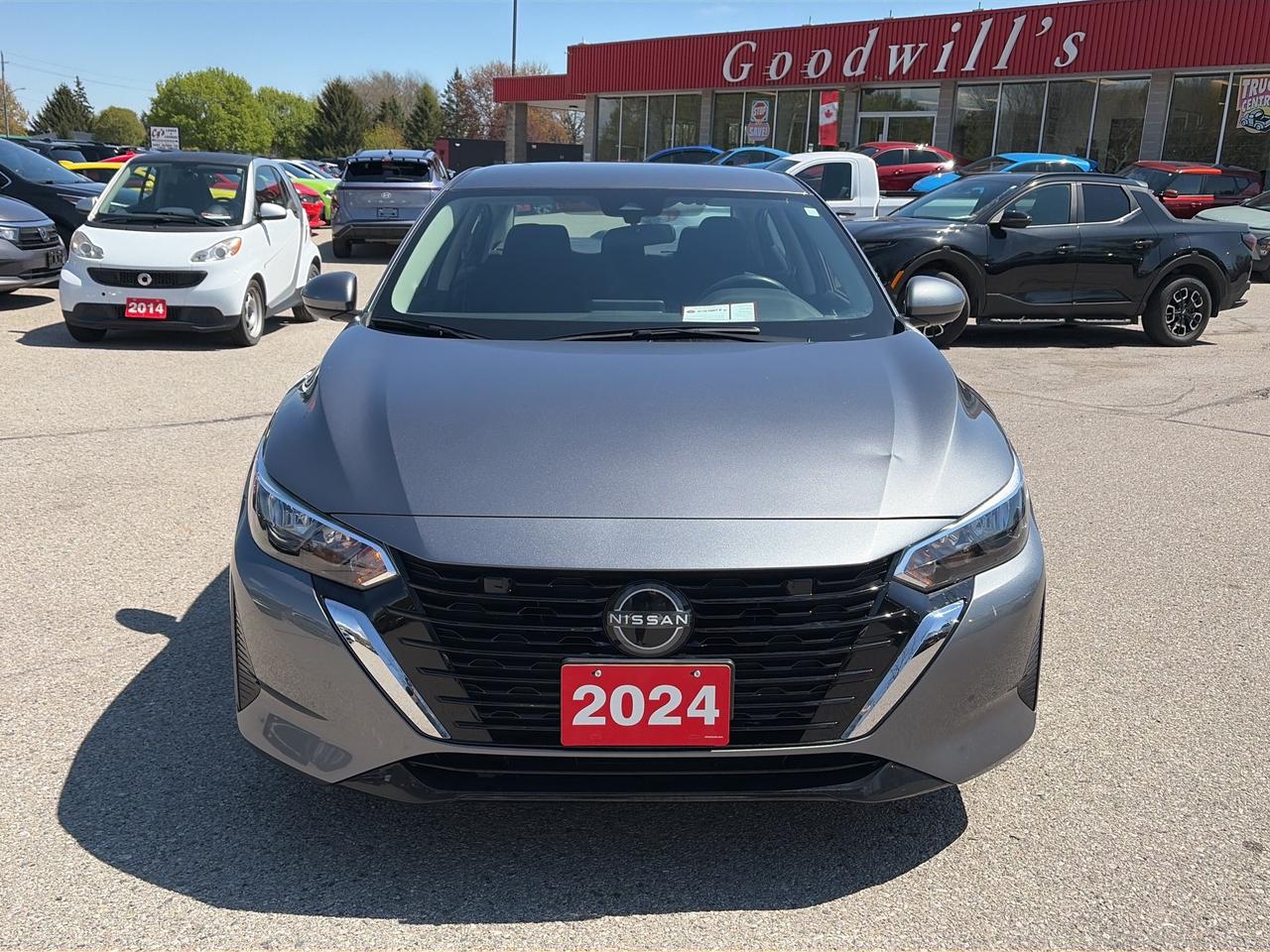 2024 Nissan Sentra S PLUS, CLEAN CARFAX, BLIND SPOT MONITORS! Photo