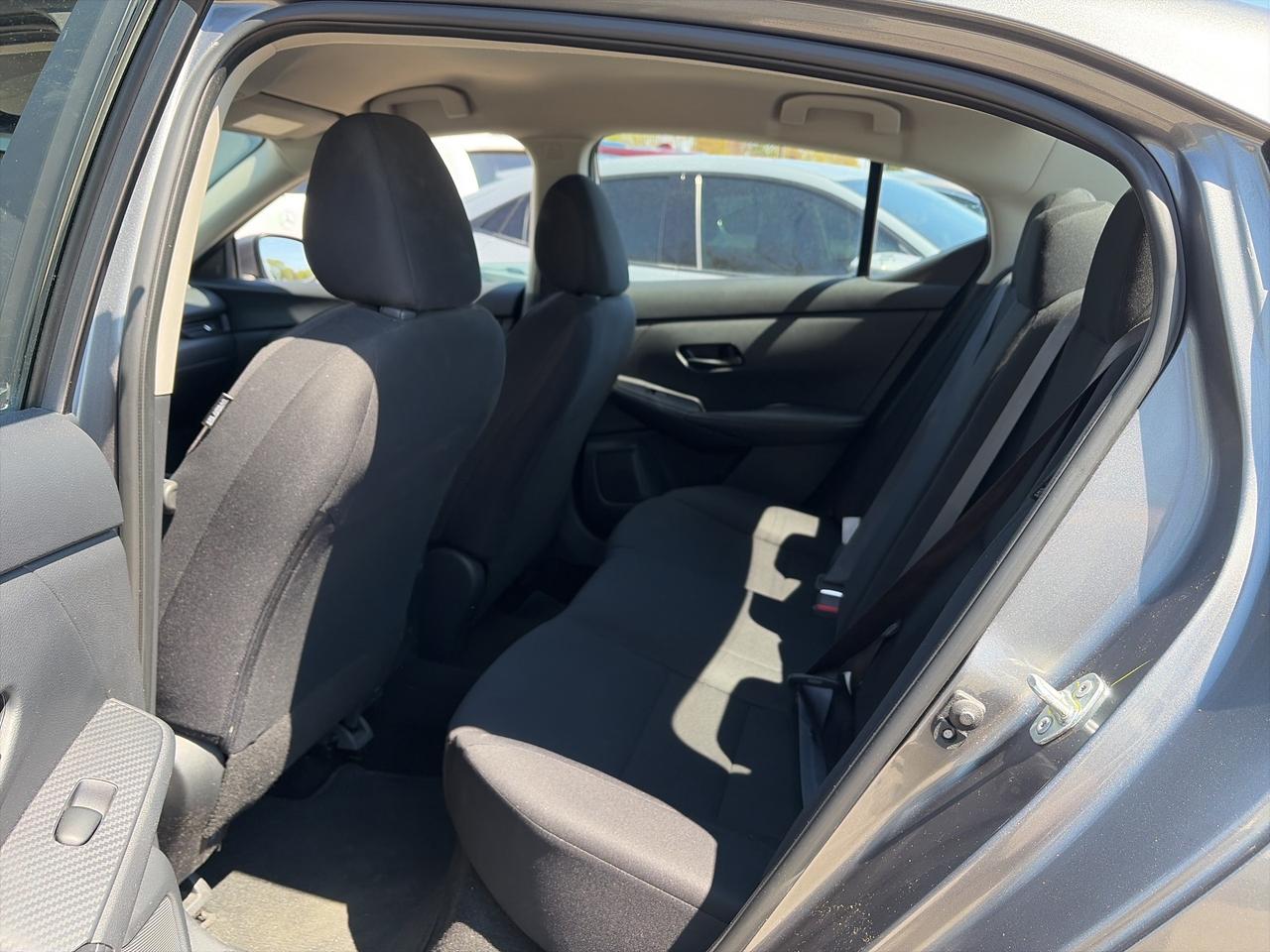 2024 Nissan Sentra S PLUS, CLEAN CARFAX, BLIND SPOT MONITORS! Photo