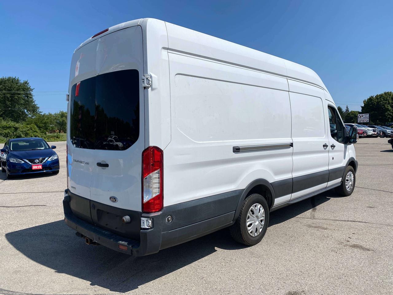 2017 Ford Transit Cargo Van T-250 148' WHEEL BASE, SOLD AS IS! - Photo #8