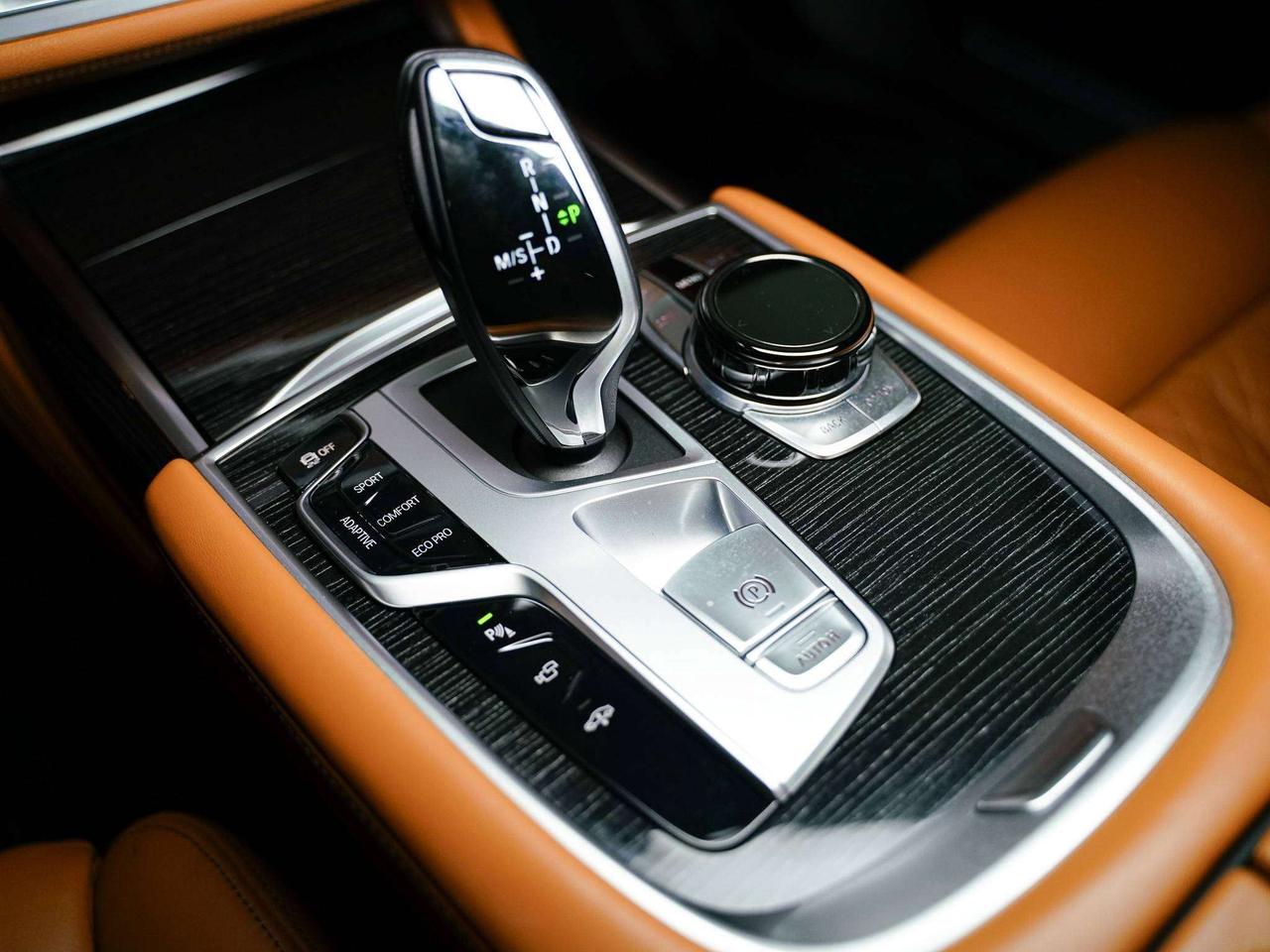 2021 BMW 7 Series XDRIVE | M-SPORT | LWB | HARMAN KARDON | 20 IN Photo