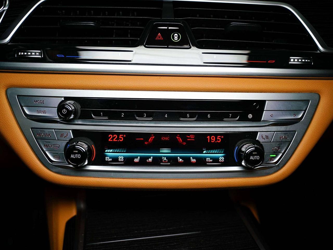 2021 BMW 7 Series XDRIVE | M-SPORT | LWB | HARMAN KARDON | 20 IN Photo