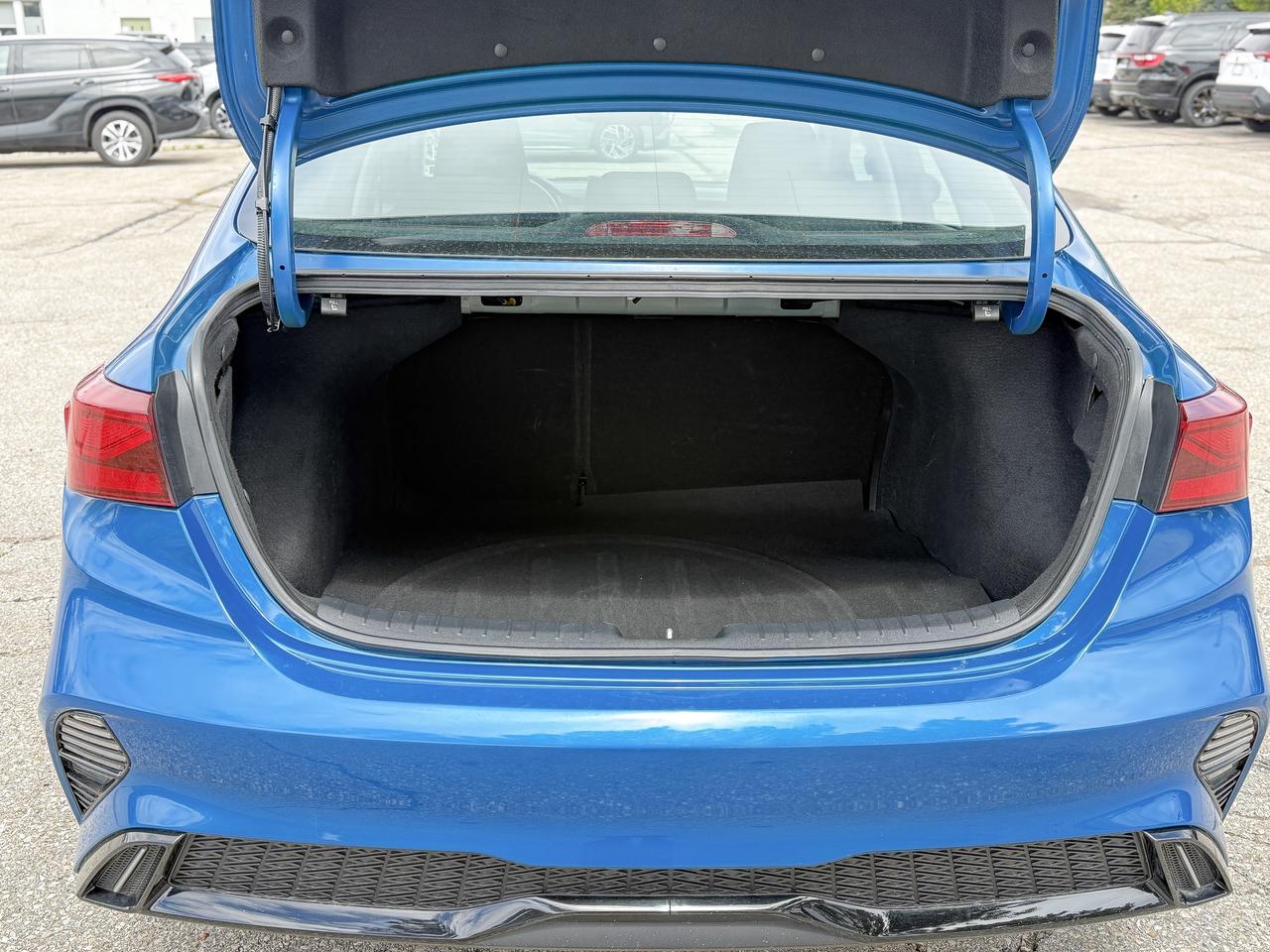 2022 Kia Forte EX | 1 KEY FOB | BLIND SPOT | HEATED SEATS | Photo