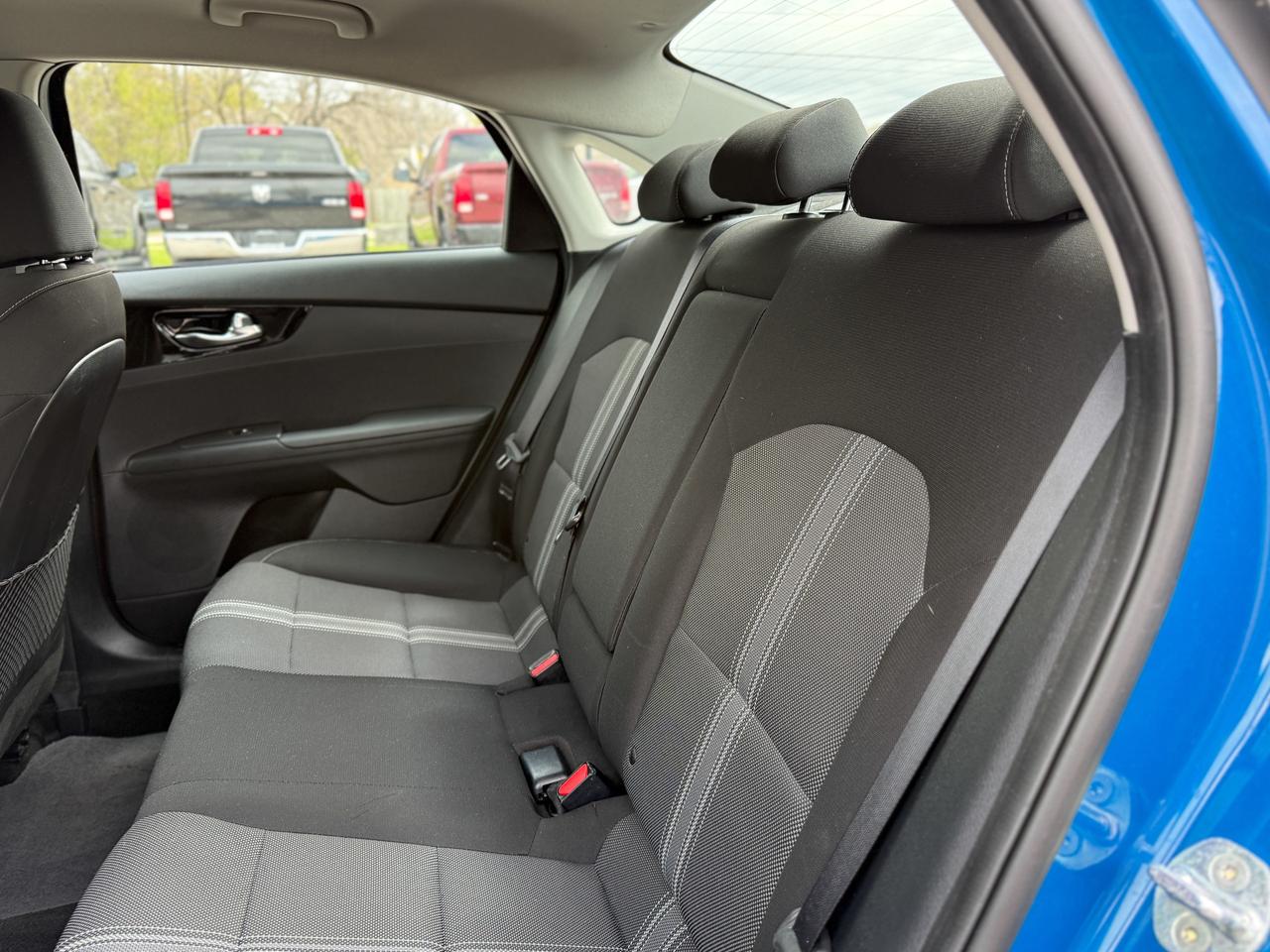 2022 Kia Forte EX | 1 KEY FOB | BLIND SPOT | HEATED SEATS | Photo
