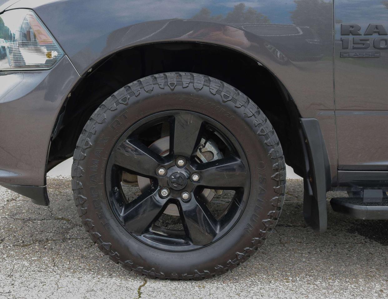 2023 RAM 1500 Classic Express 4x4 Crew Cab 5'7  Box | 1 KEY FOB | REMOTE Photo
