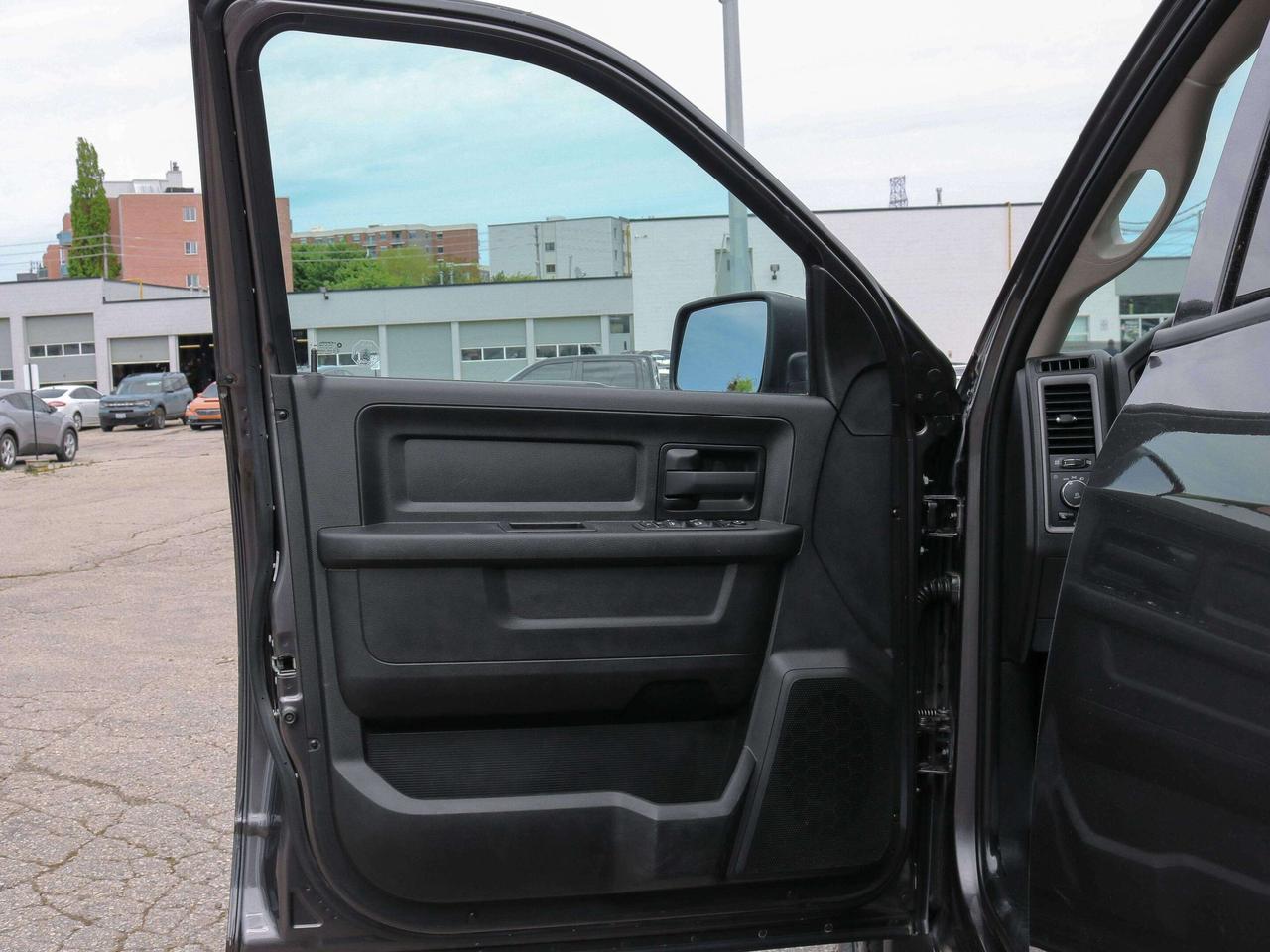 2023 RAM 1500 Classic Express 4x4 Crew Cab 5'7  Box | 1 KEY FOB | REMOTE Photo