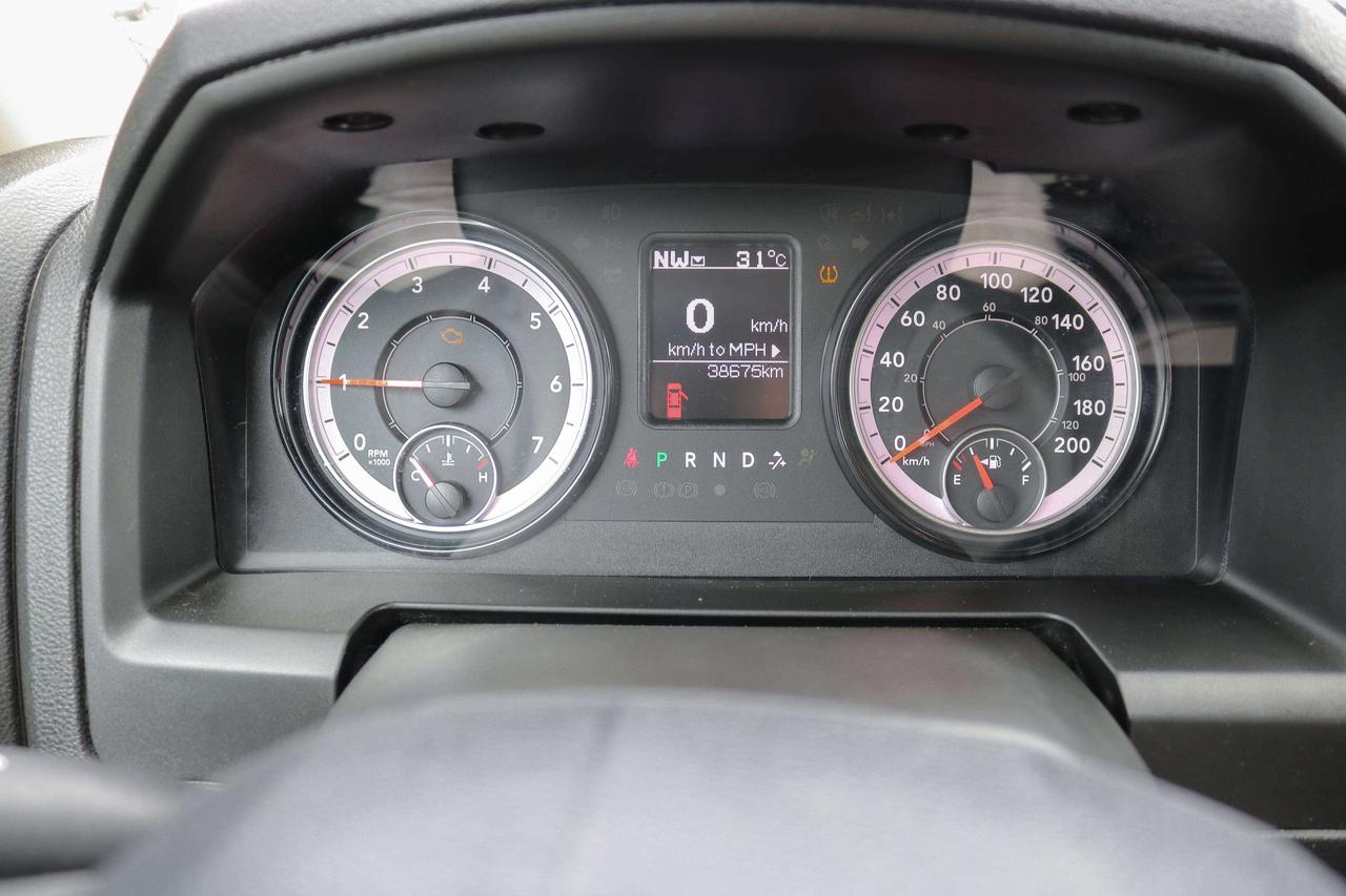 2023 RAM 1500 Classic Express 4x4 Crew Cab 5'7  Box | 1 KEY FOB | REMOTE Photo
