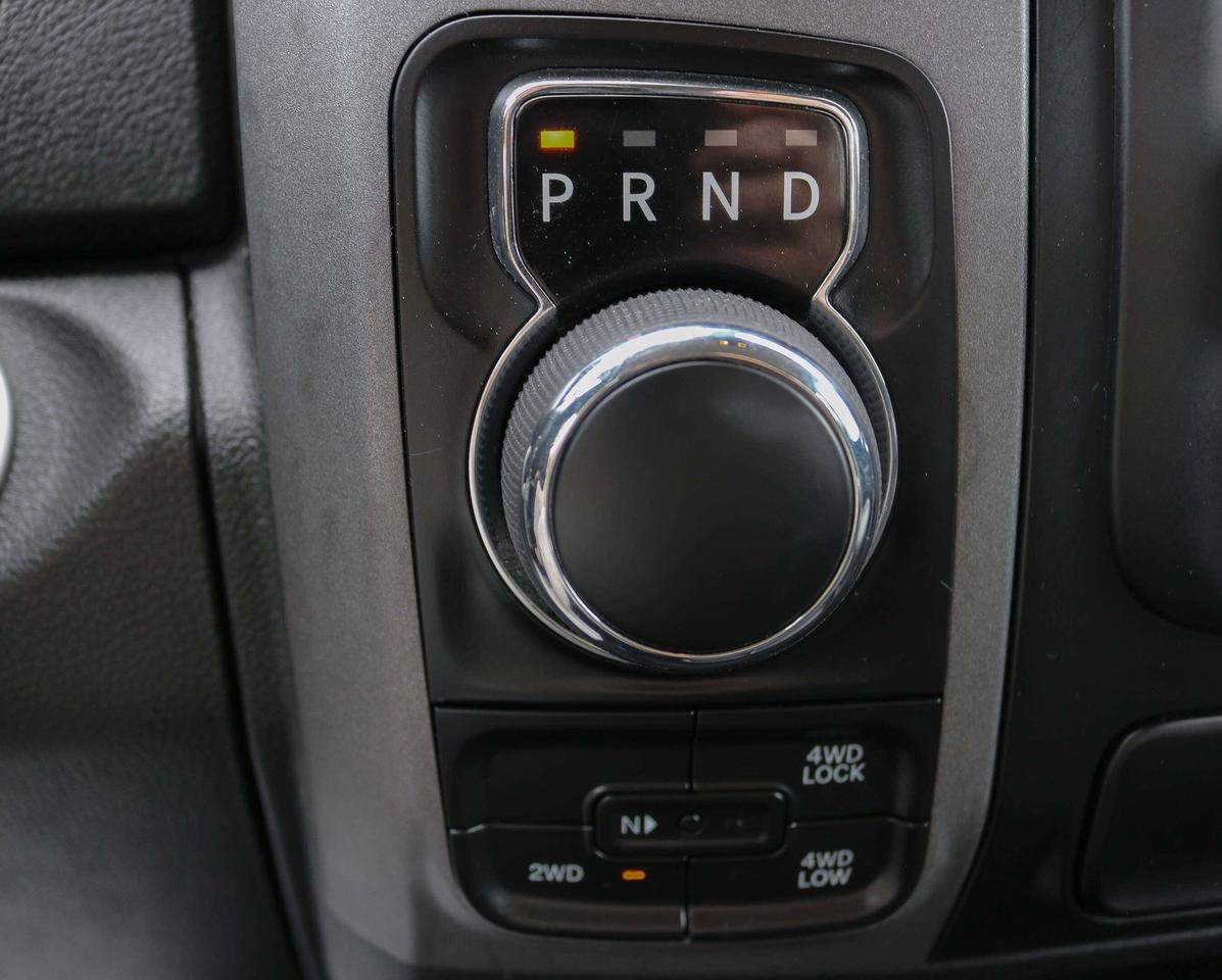 2023 RAM 1500 Classic Express 4x4 Crew Cab 5'7  Box | 1 KEY FOB | REMOTE Photo