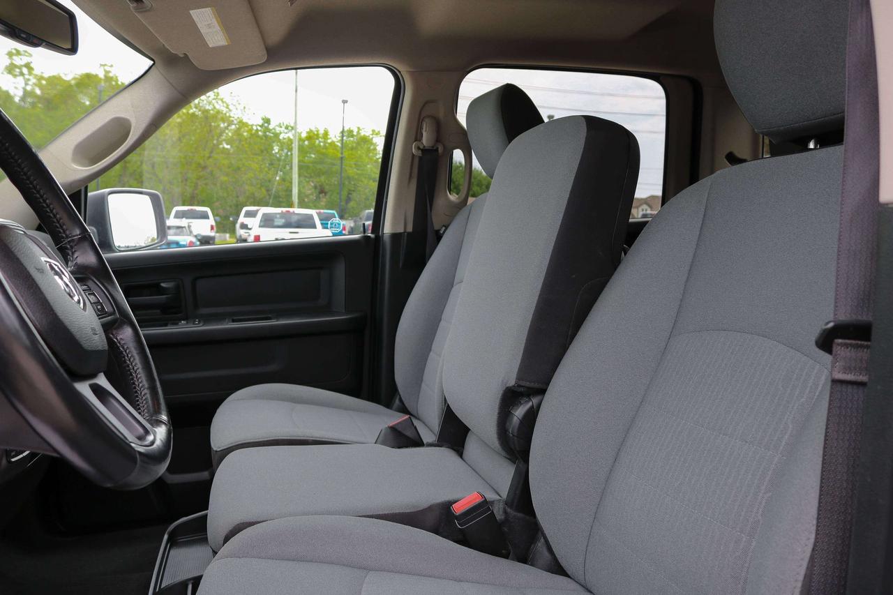 2023 RAM 1500 Classic Express 4x4 Crew Cab 5'7  Box | 1 KEY FOB | REMOTE Photo