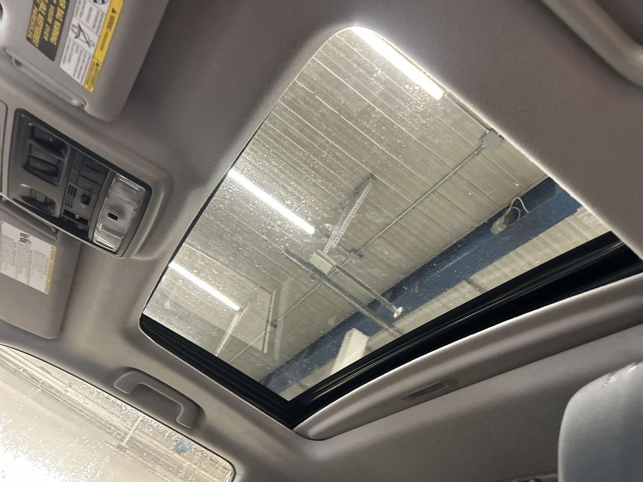 2021 Toyota 4Runner LIMITED 4X4 | 7-PASS | LEATHER | SUNROOF | CARPLAY Photo