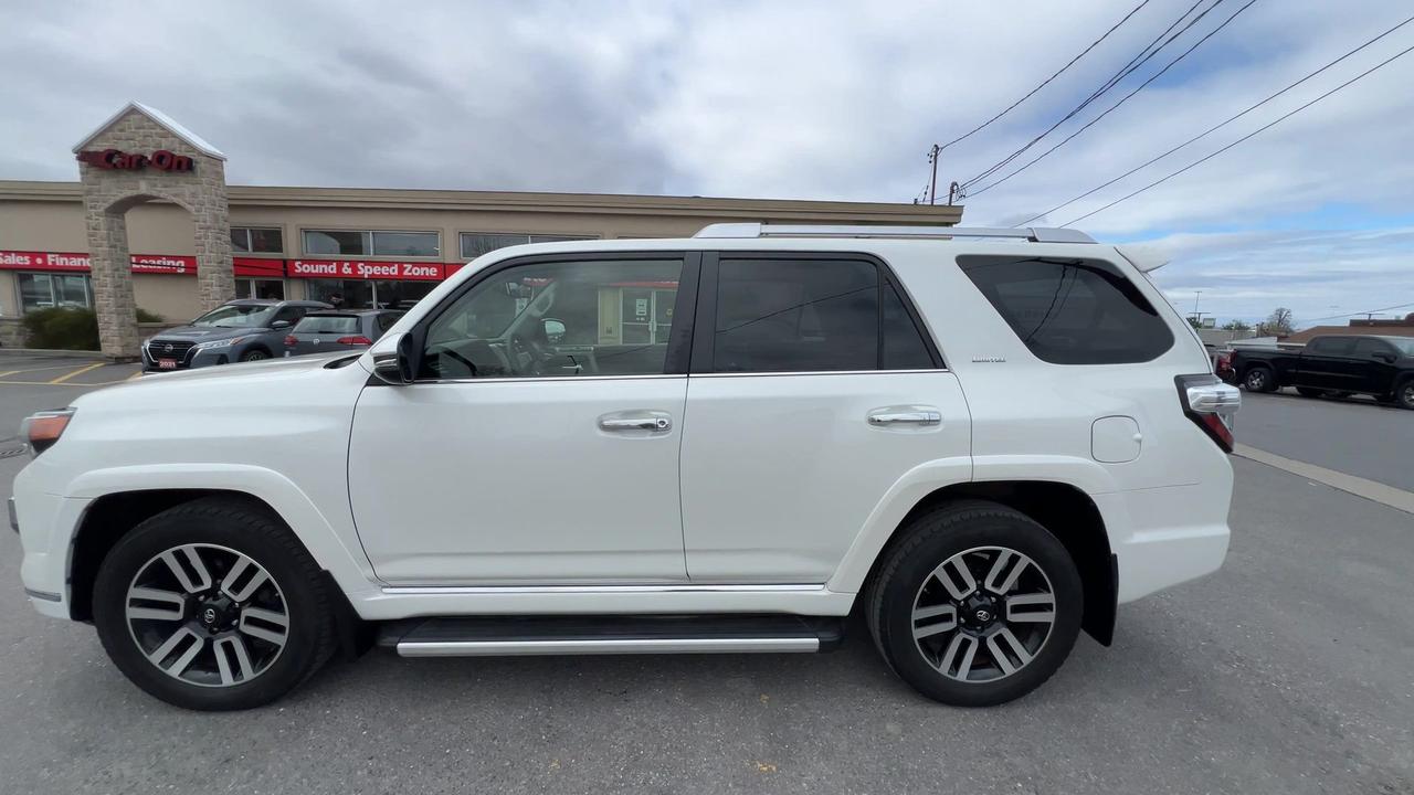 2021 Toyota 4Runner LIMITED 4X4 | 7-PASS | LEATHER | SUNROOF | CARPLAY Photo