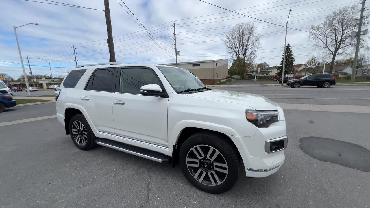 2021 Toyota 4Runner LIMITED 4X4 | 7-PASS | LEATHER | SUNROOF | CARPLAY Photo