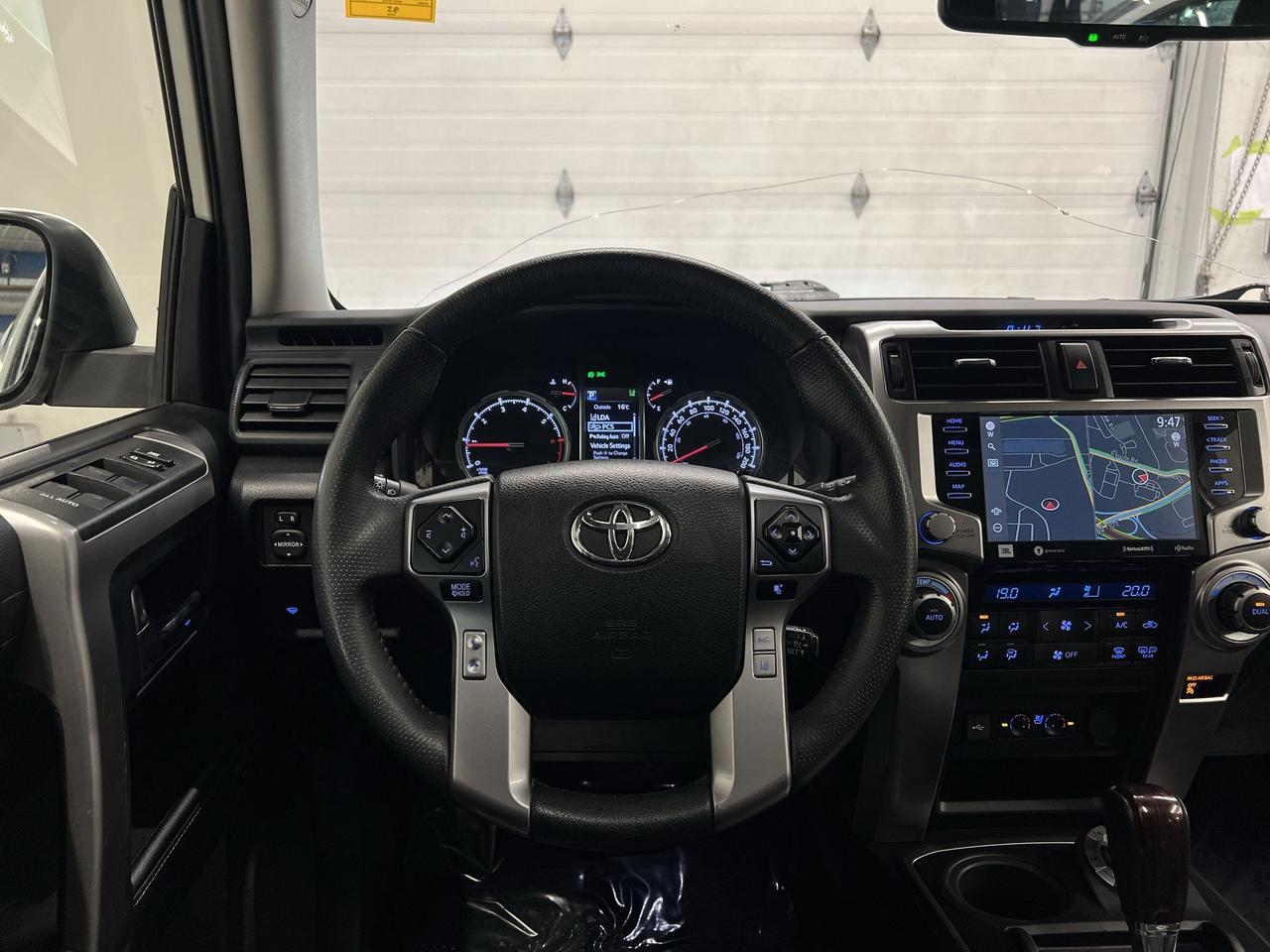 2021 Toyota 4Runner LIMITED 4X4 | 7-PASS | LEATHER | SUNROOF | CARPLAY Photo