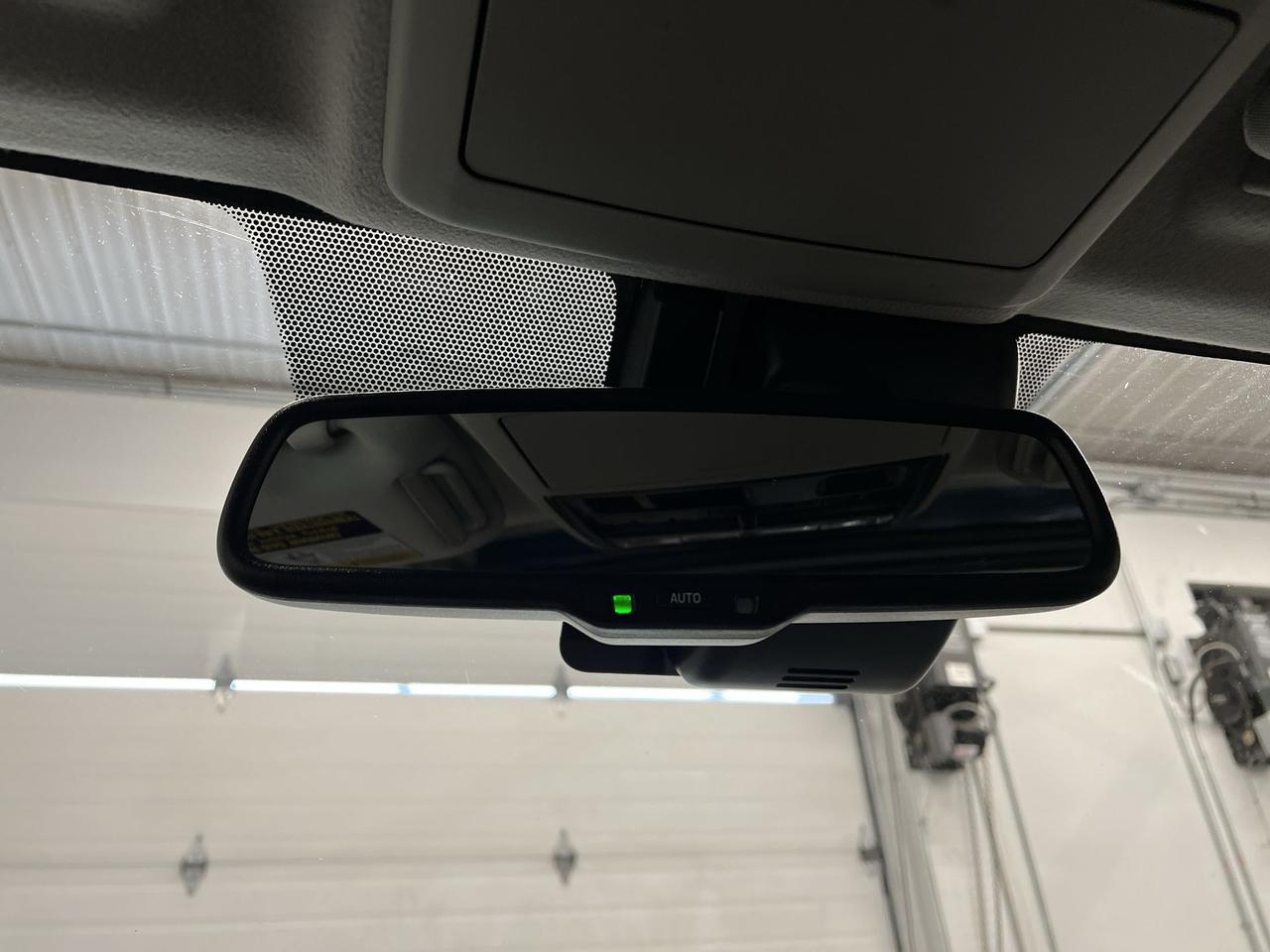 2021 Toyota 4Runner LIMITED 4X4 | 7-PASS | LEATHER | SUNROOF | CARPLAY Photo