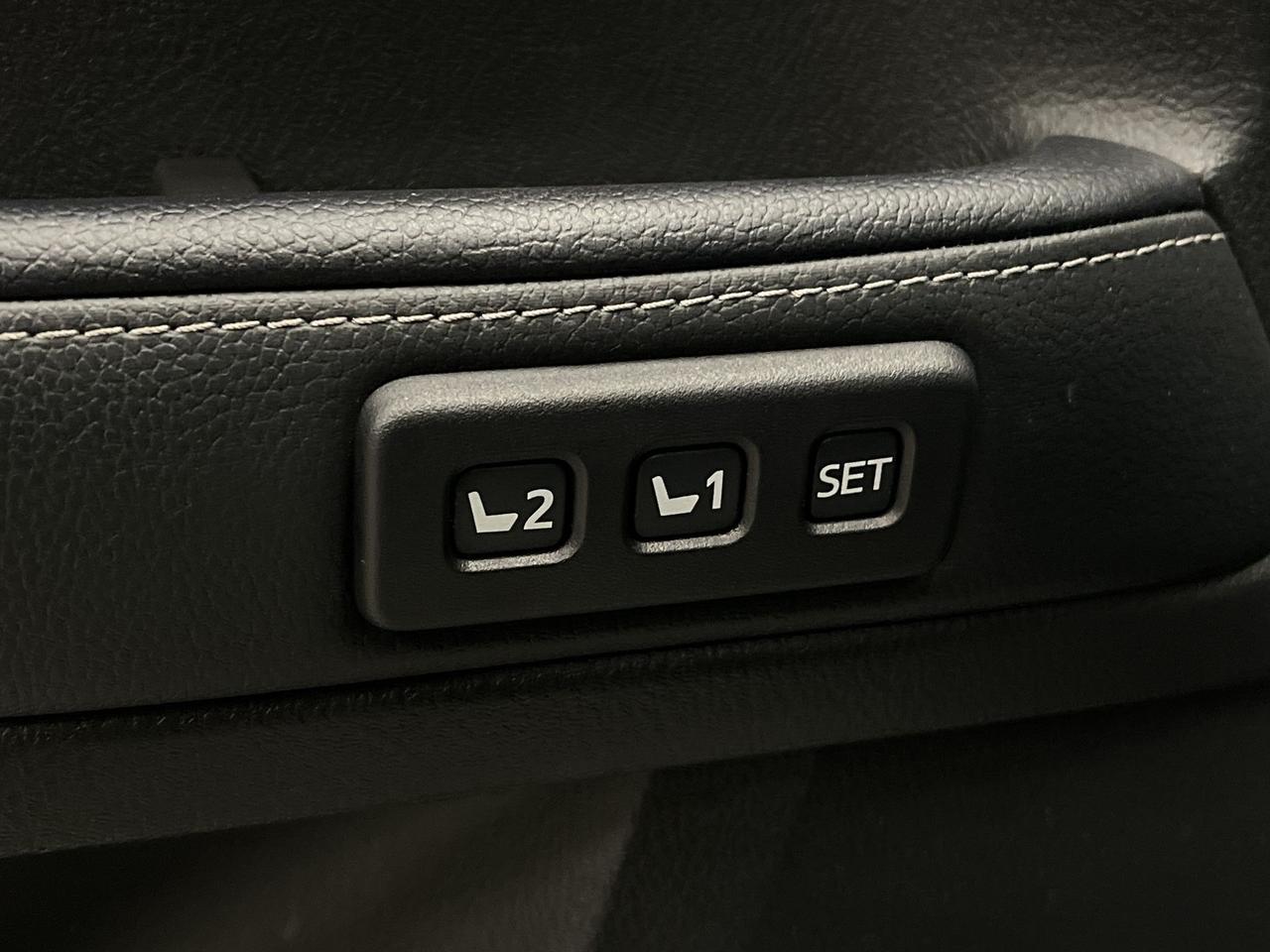 2021 Toyota 4Runner LIMITED 4X4 | 7-PASS | LEATHER | SUNROOF | CARPLAY Photo