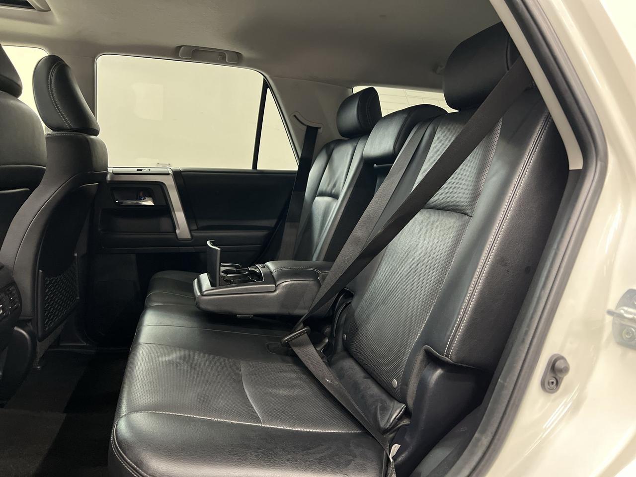 2021 Toyota 4Runner LIMITED 4X4 | 7-PASS | LEATHER | SUNROOF | CARPLAY Photo