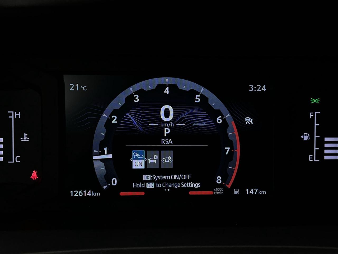 2024 Toyota Tacoma SR5 4X4 | ONLY 13,000KMS! | HTD SEATS | CAPLAY Photo