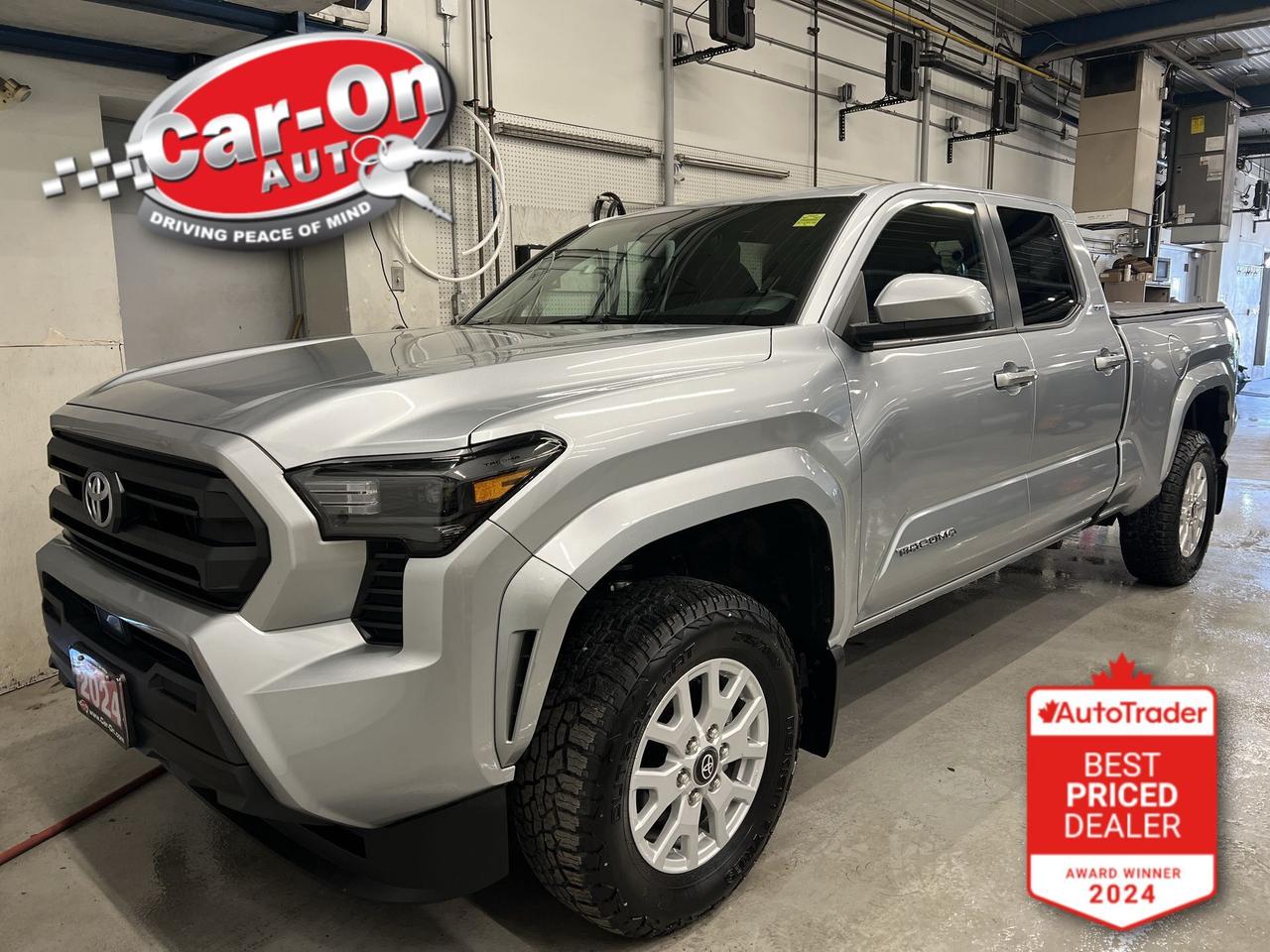 2024 Toyota Tacoma SR5 4X4 | ONLY 13,000KMS! | HTD SEATS | CAPLAY Photo0