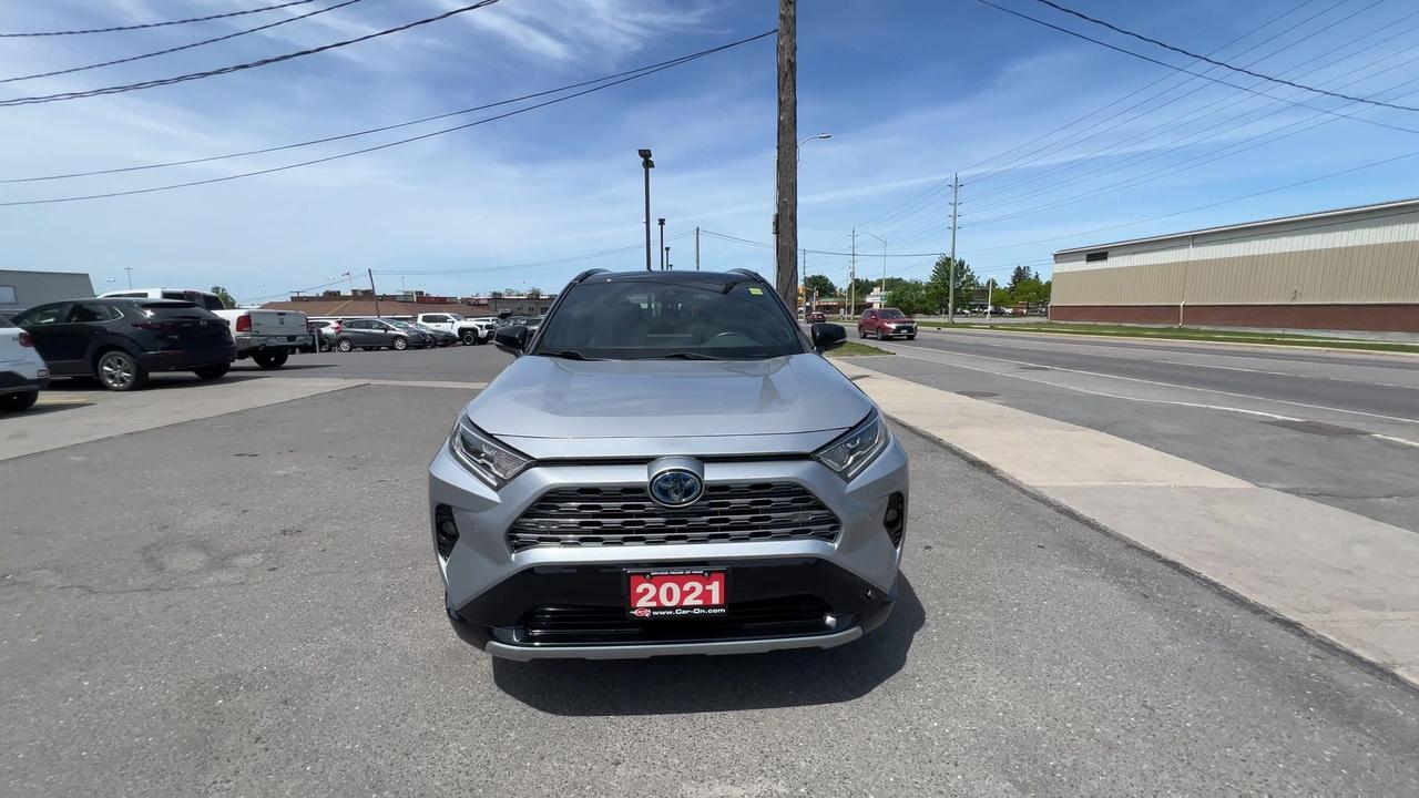2021 Toyota RAV4 HYBRID XSE AWD | HTD LEATHER | SUNROOF | CARPLAY Photo2