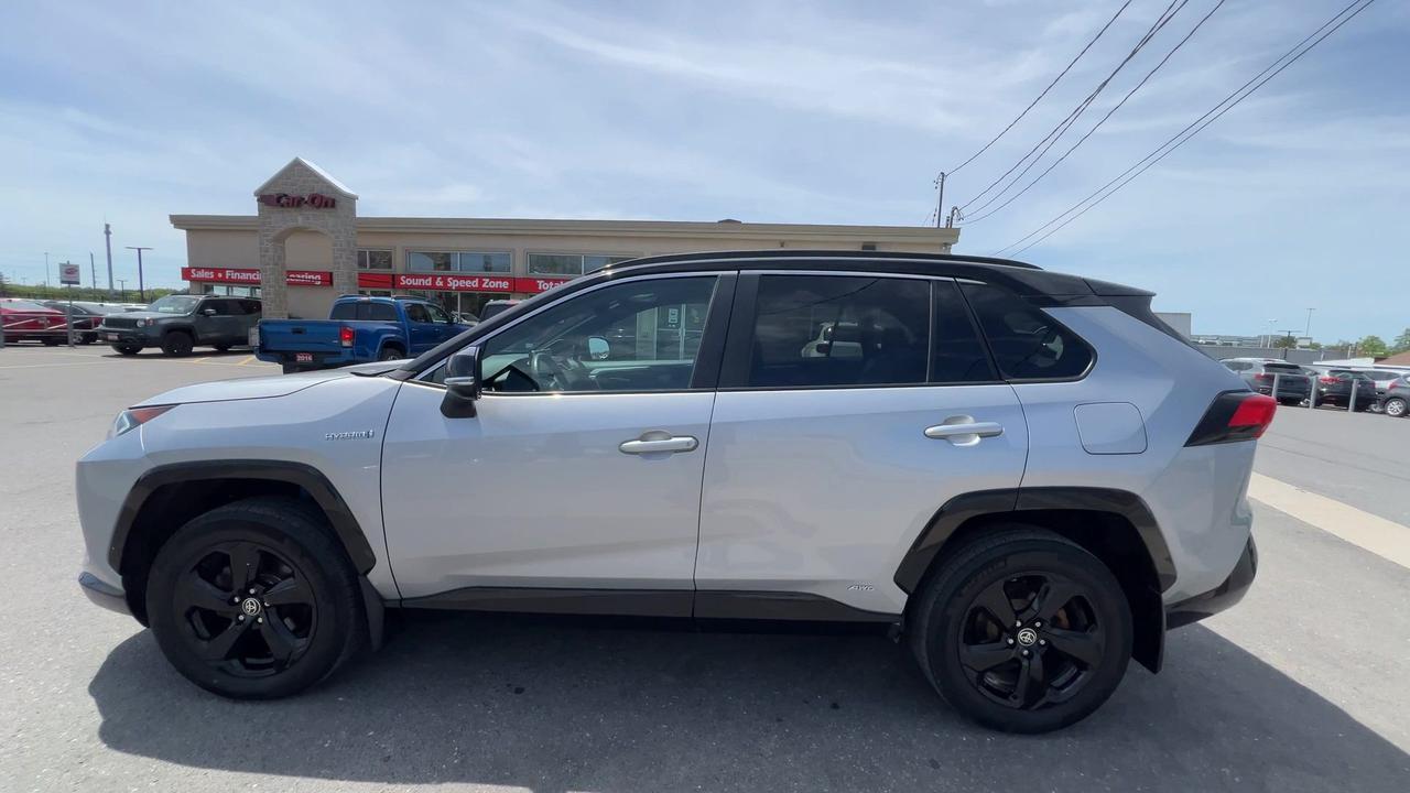 2021 Toyota RAV4 HYBRID XSE AWD | HTD LEATHER | SUNROOF | CARPLAY Photo4