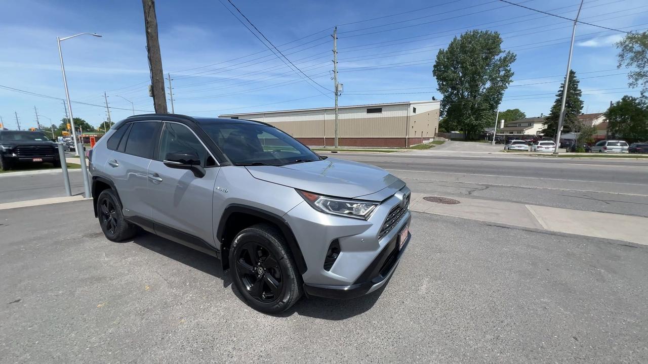2021 Toyota RAV4 HYBRID XSE AWD | HTD LEATHER | SUNROOF | CARPLAY Photo