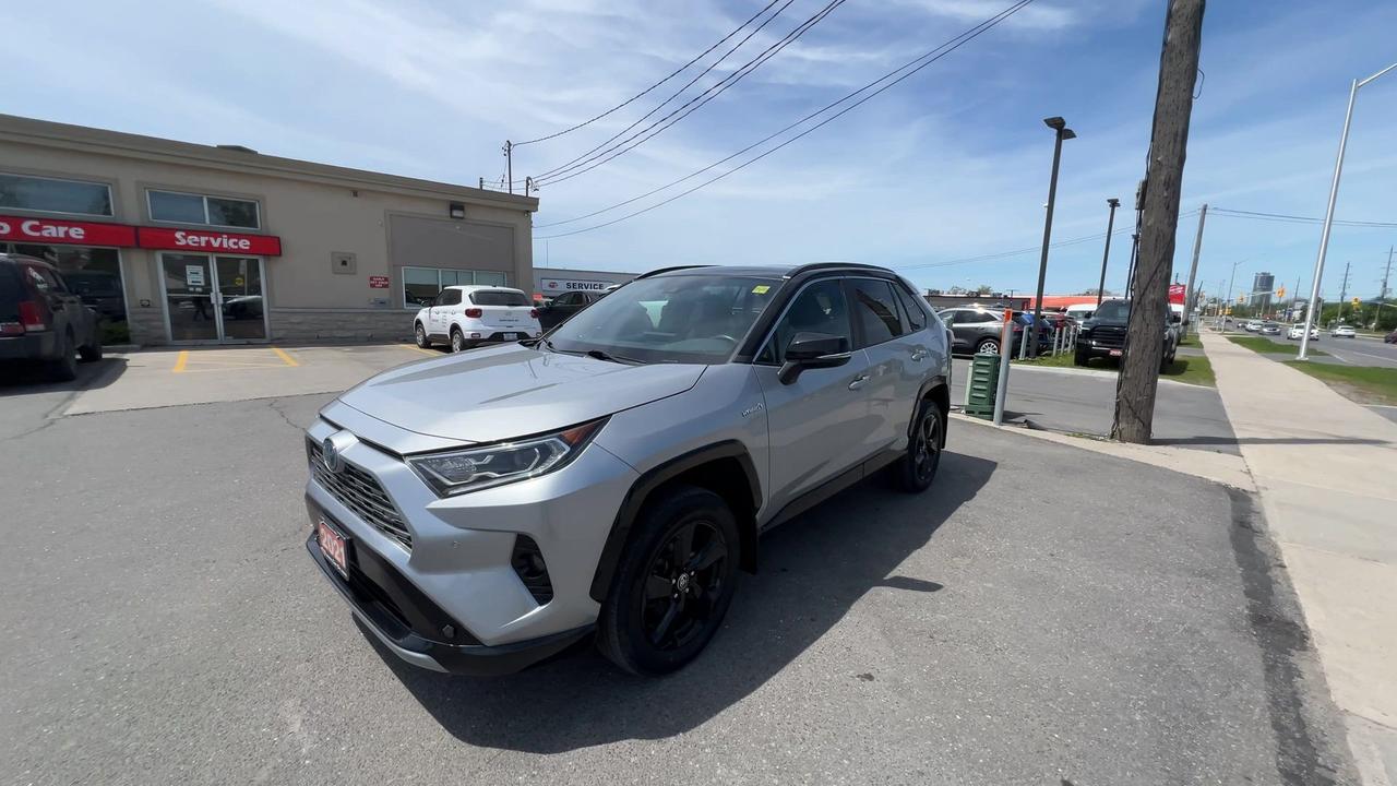 2021 Toyota RAV4 HYBRID XSE AWD | HTD LEATHER | SUNROOF | CARPLAY Photo