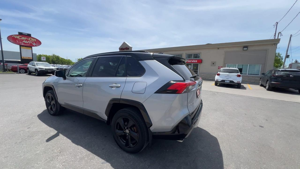 2021 Toyota RAV4 HYBRID XSE AWD | HTD LEATHER | SUNROOF | CARPLAY Photo