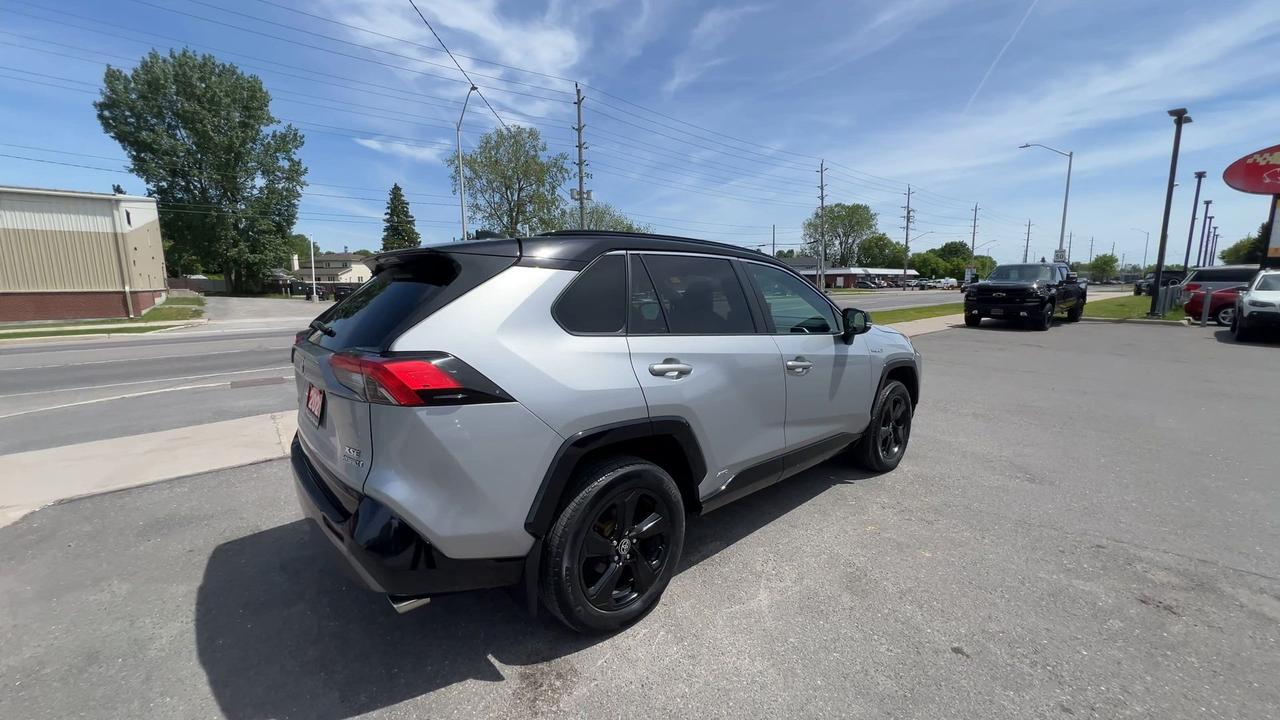 2021 Toyota RAV4 HYBRID XSE AWD | HTD LEATHER | SUNROOF | CARPLAY Photo