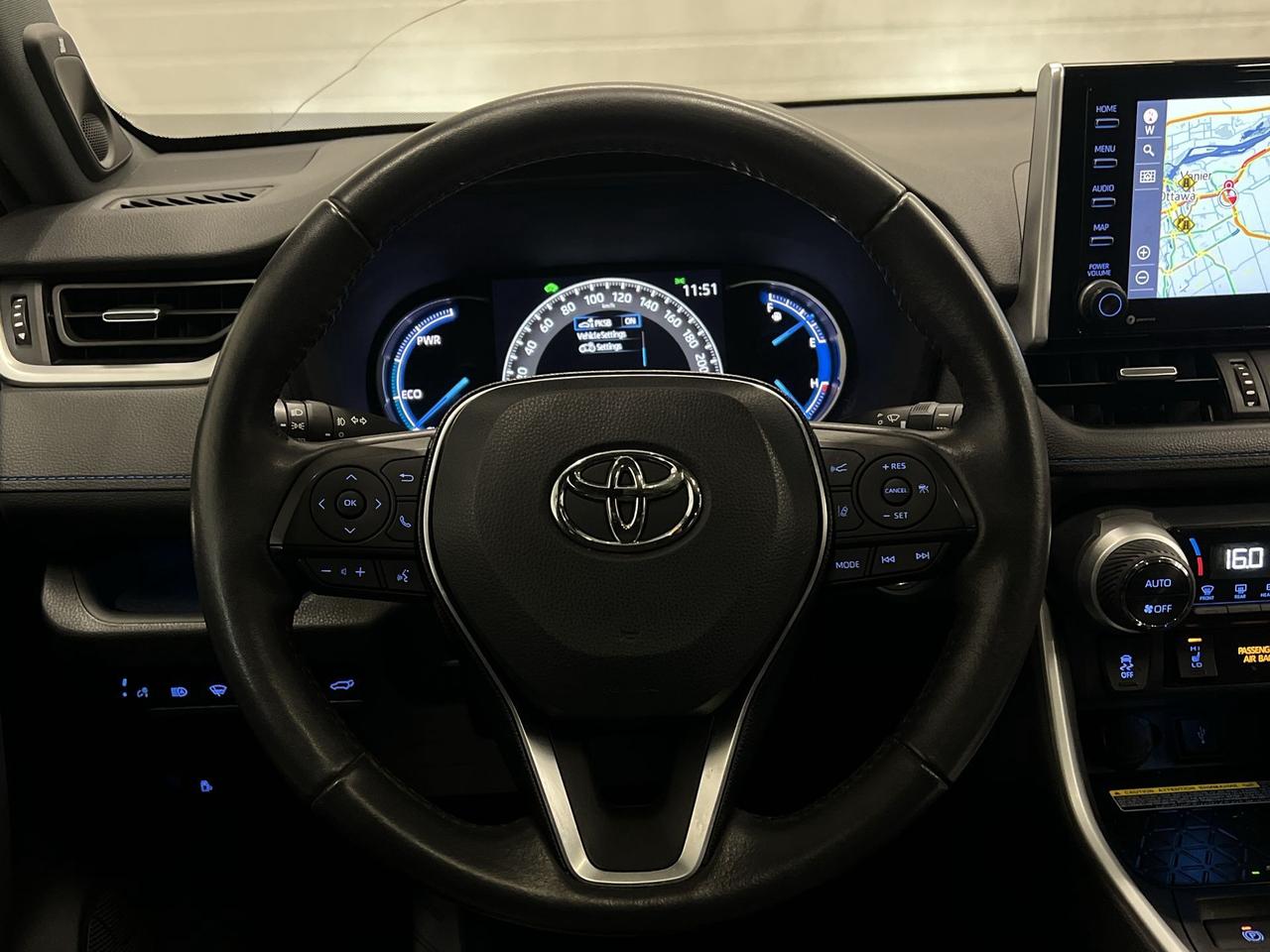 2021 Toyota RAV4 HYBRID XSE AWD | HTD LEATHER | SUNROOF | CARPLAY Photo