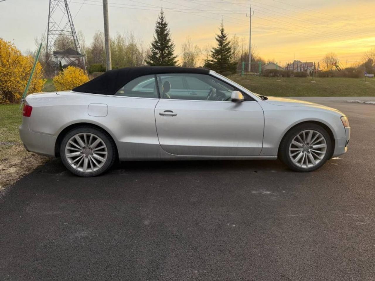2010 Audi A5 * CONVERTIBLE * AWD * LOW KM 2.0T QUATTRO PREMIUM Photo