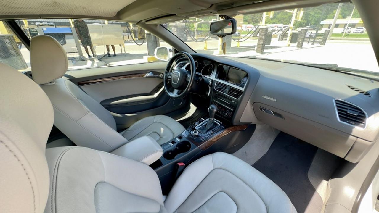 2010 Audi A5 * CONVERTIBLE * AWD * LOW KM * AS IS ONLY 2.0T QUATTRO PREMIUM Photo