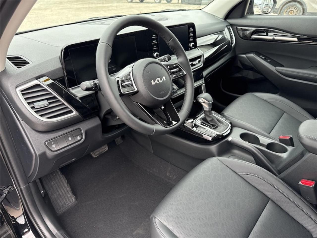2026 Kia Seltos EX  Sunroof -  Remote Start - $235 B/W Photo