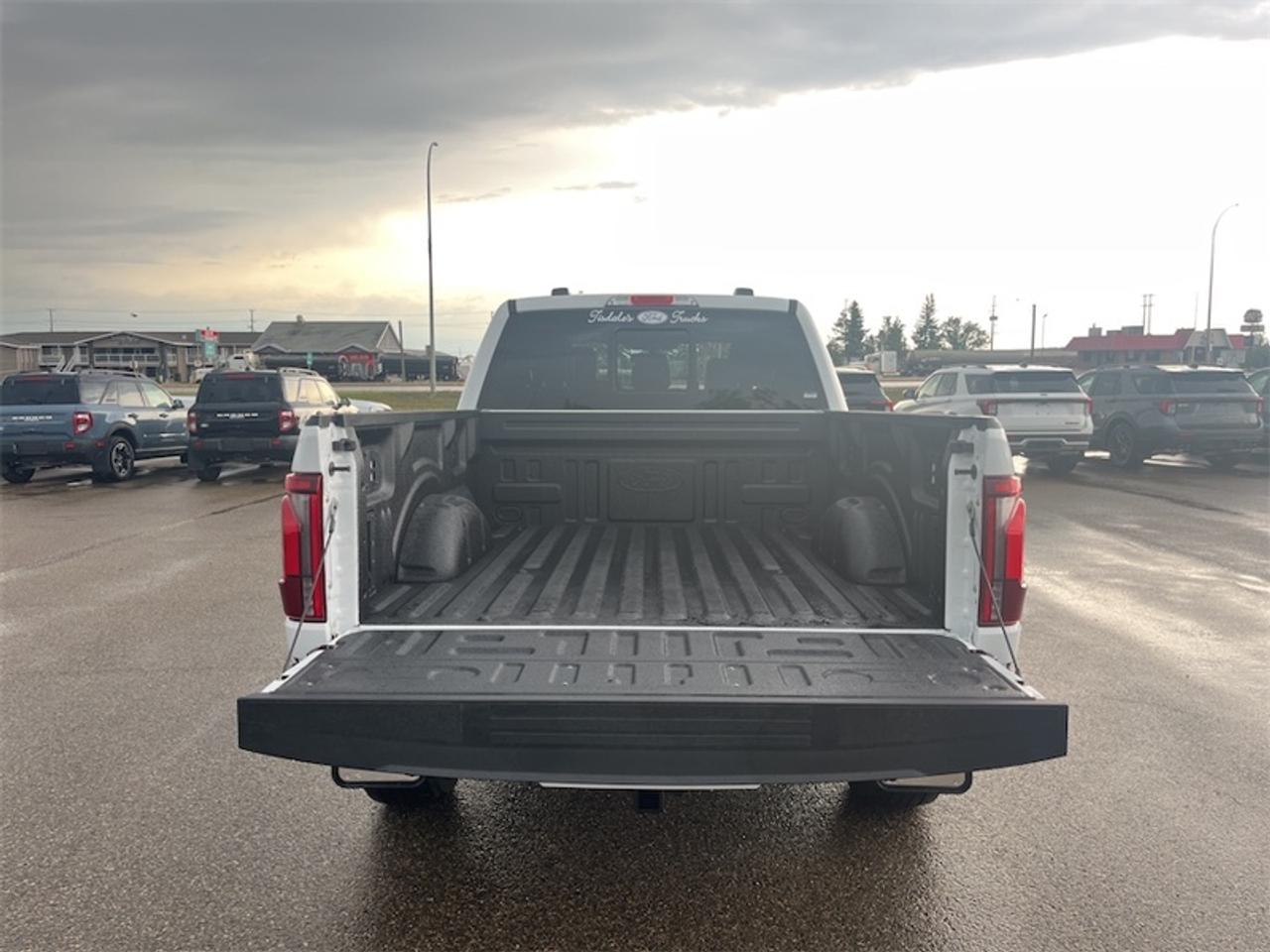 2026 Ford F-150 Lariat  - Tow Package Photo5