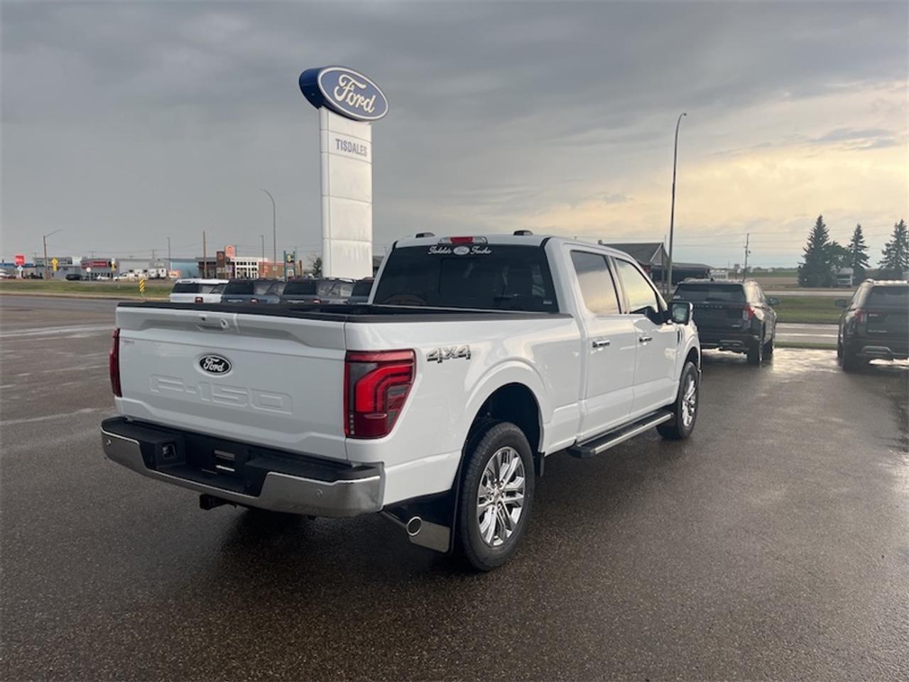 2026 Ford F-150 Lariat  - Tow Package Photo5