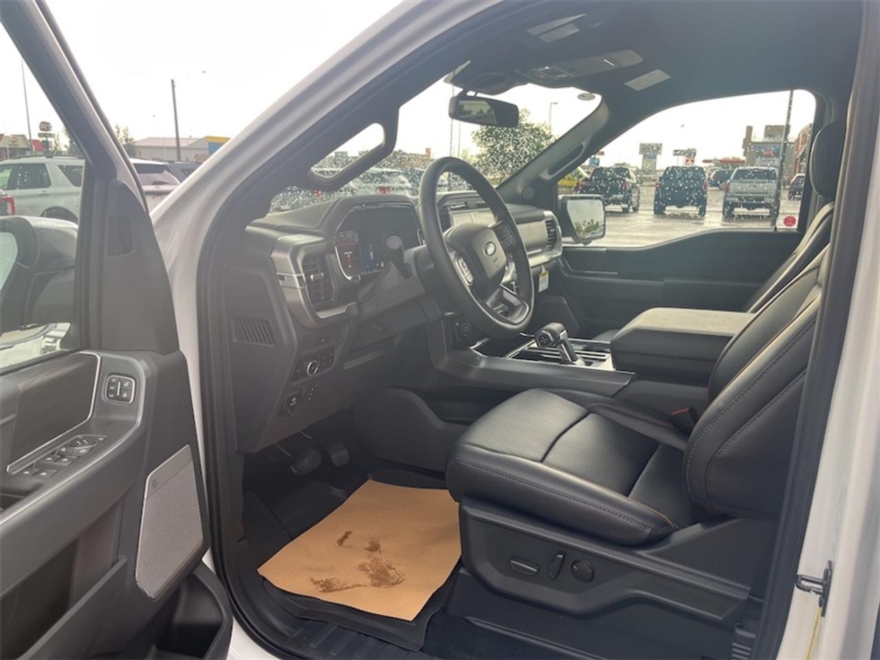 2026 Ford F-150 Lariat  - Tow Package Photo5
