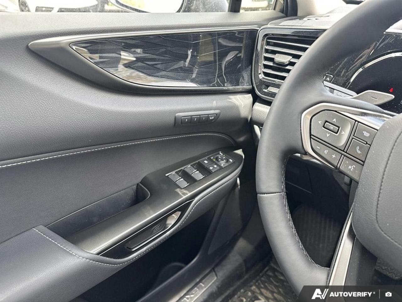 2026 Lexus NX 450h+ Ultra Premium  ULTRA PREMIUM 450H Photo