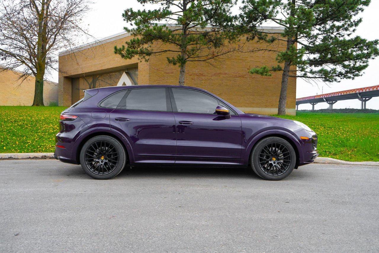 2022 Porsche Cayenne GTS Photo